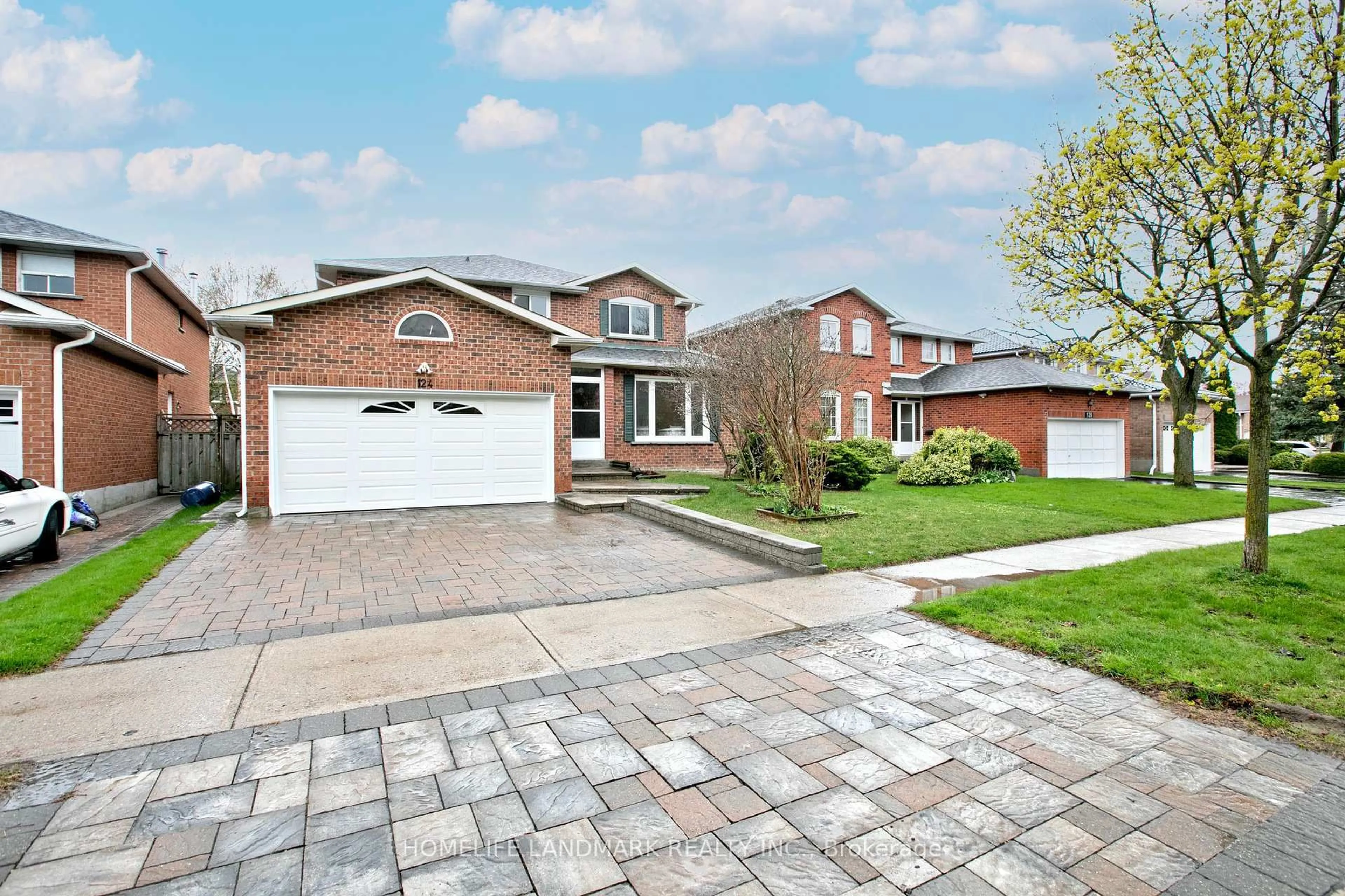 Home with brick exterior material, street for 124 Carrington Dr, Richmond Hill Ontario L4C 7Y9