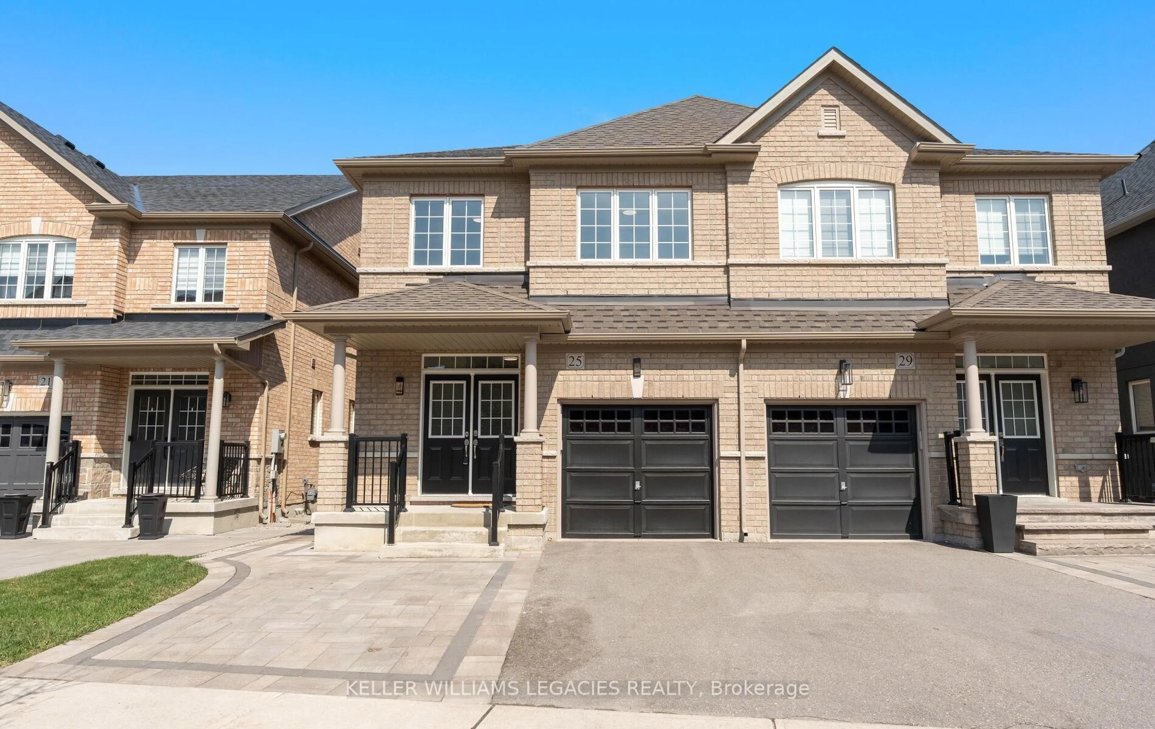 Home with brick exterior material, street for 25 Velia Crt, Vaughan Ontario L4H 4S5