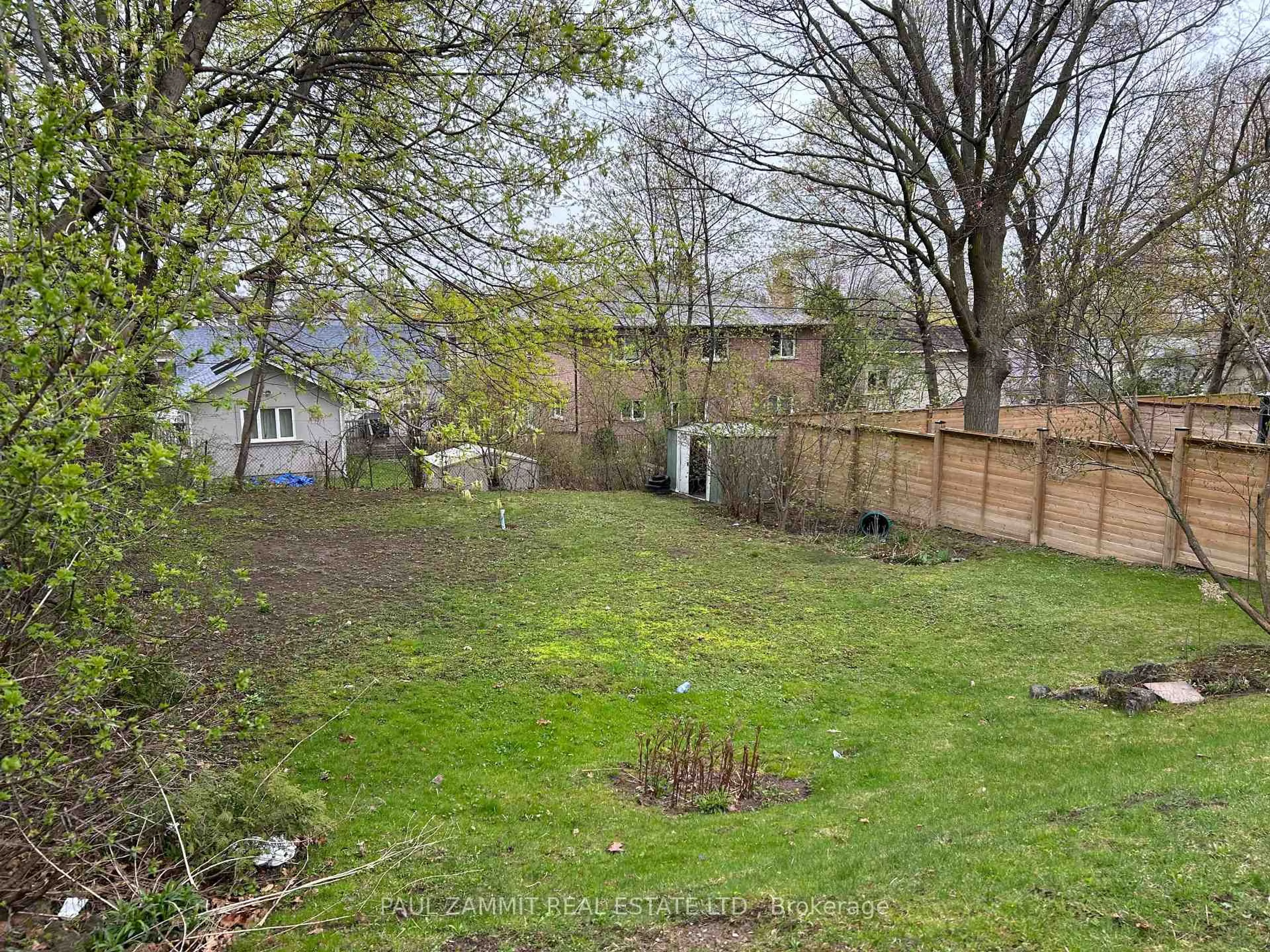 A pic from outside/outdoor area/front of a property/back of a property/a pic from drone, water/lake/river/ocean view for 106 Highland Park Blvd, Markham Ontario L3T 1B7