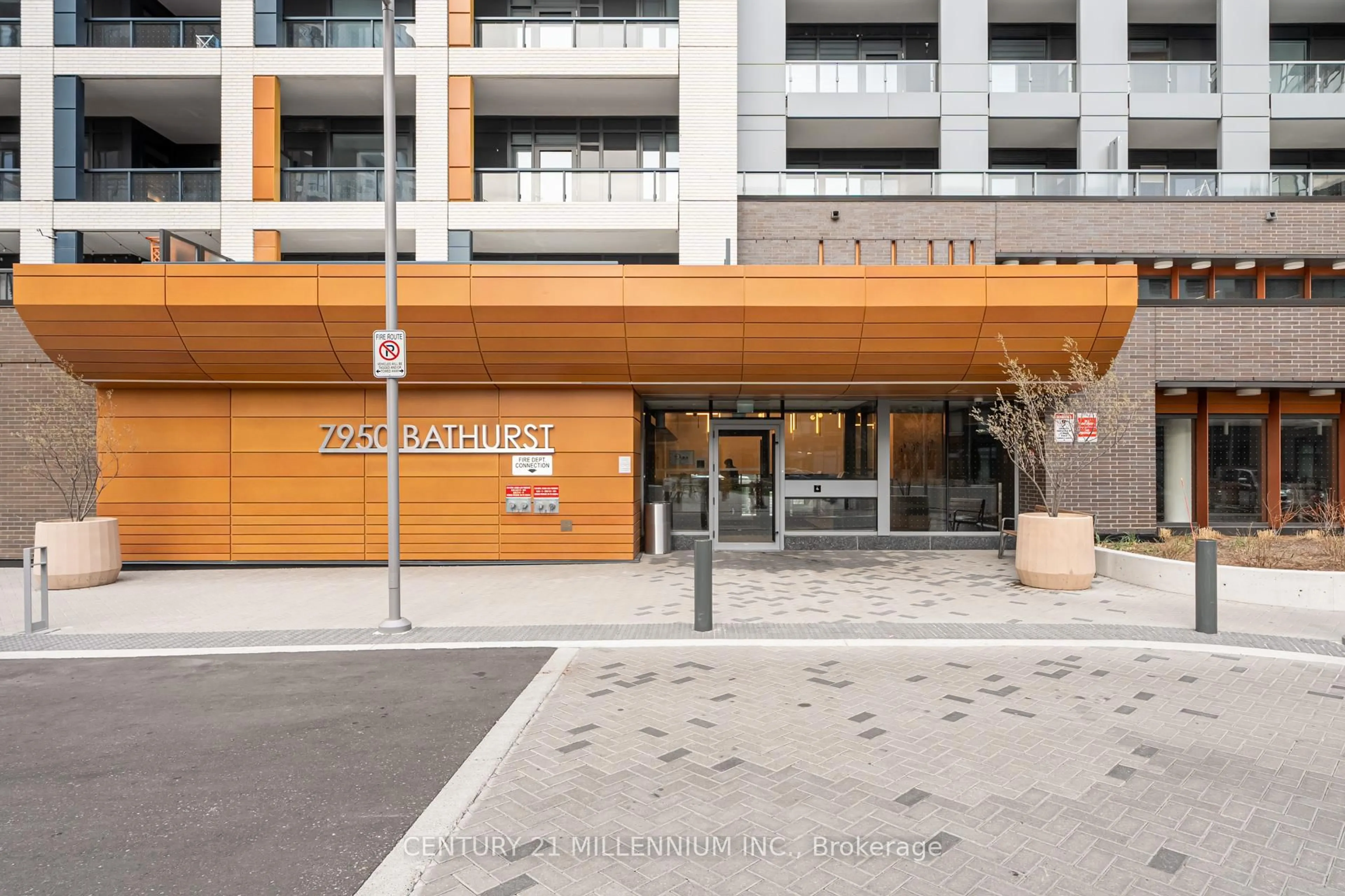 Unknown for 7950 Bathurst St #404, Vaughan Ontario L4J 0L4