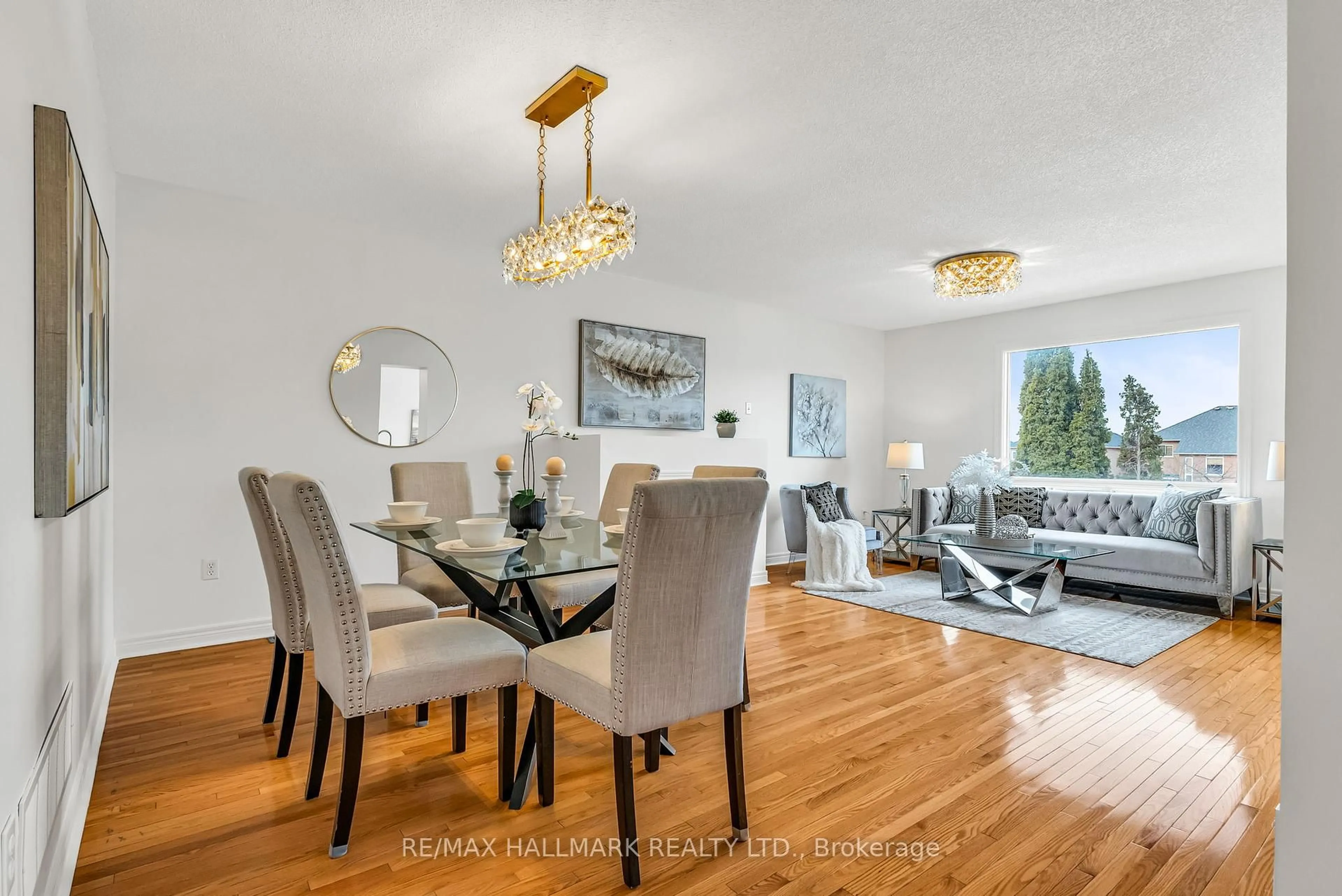 Dining room, wood/laminate floor for 79 Aventura Cres, Vaughan Ontario L4H 2G2