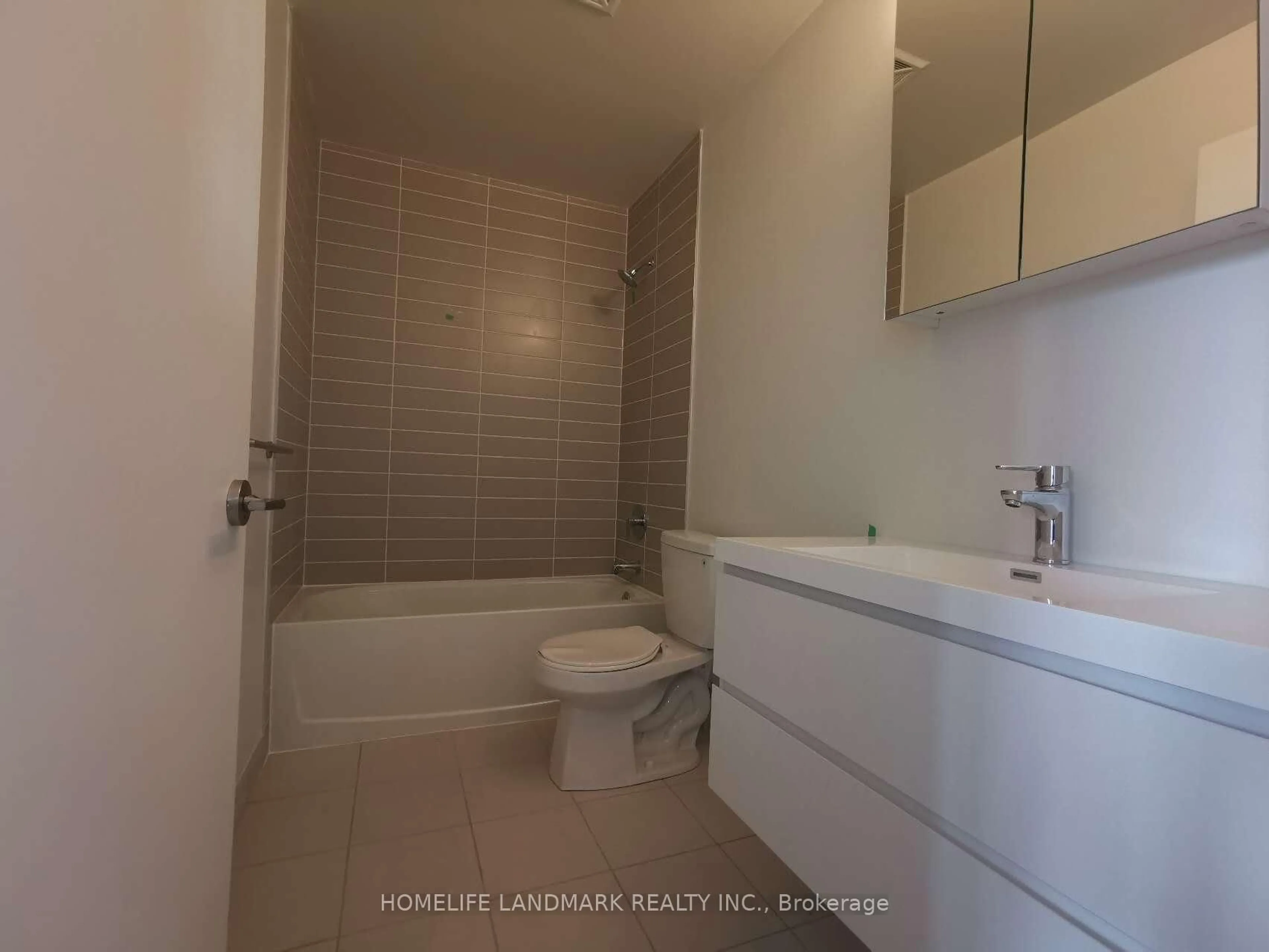Standard bathroom, unknown for 292 Verdale Crossing N/A #B1402, Markham Ontario L6G 0H6