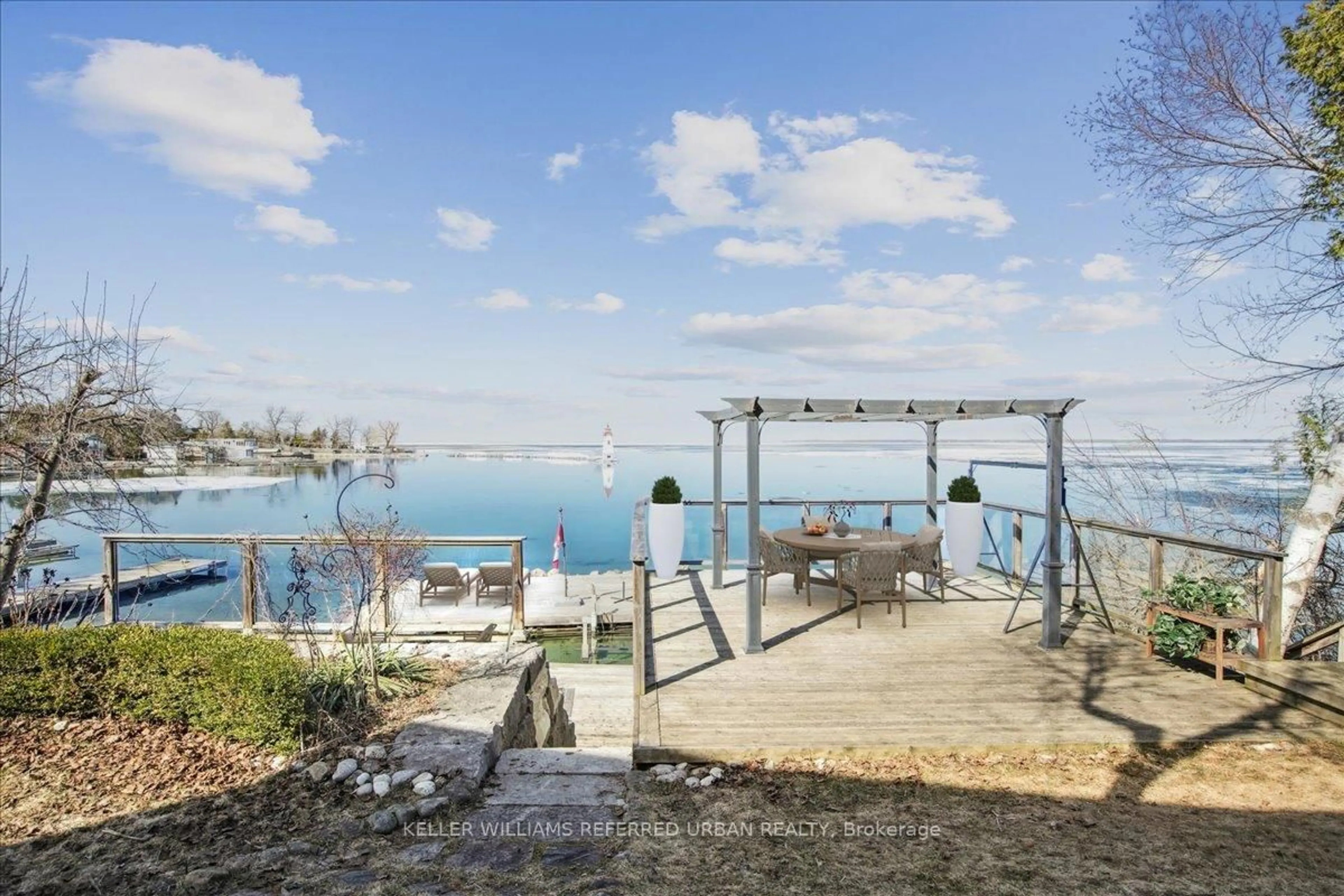 Patio, water/lake/river/ocean view for 1 Cedarhurst Park, Georgina Ontario L0E 1L0