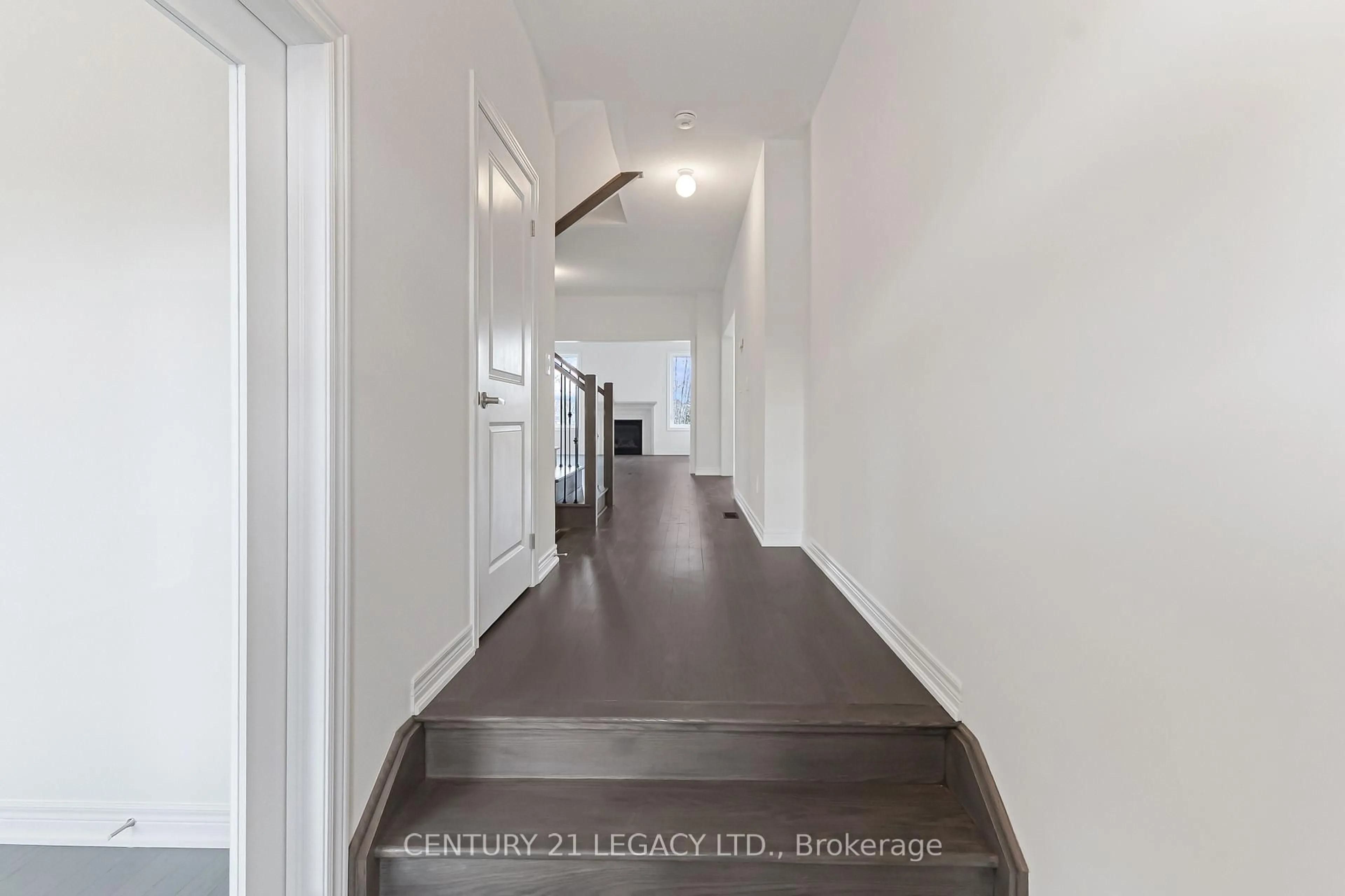 Indoor entryway for 1274 Davis Loop N/A, Innisfil Ontario L0L 1W0