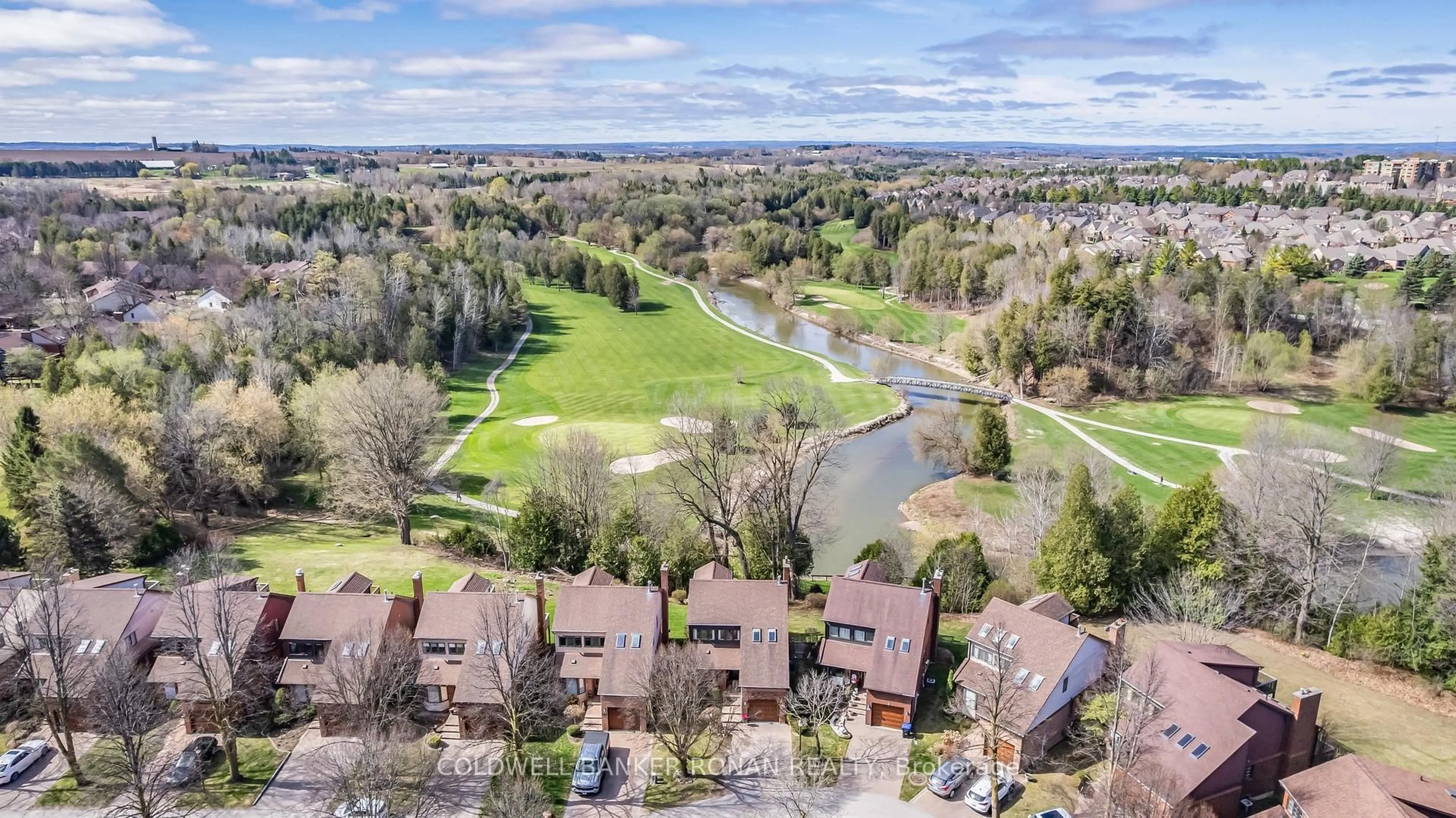 A pic from outside/outdoor area/front of a property/back of a property/a pic from drone, water/lake/river/ocean view for 62 Riverview Rd, New Tecumseth Ontario L9R 1R8