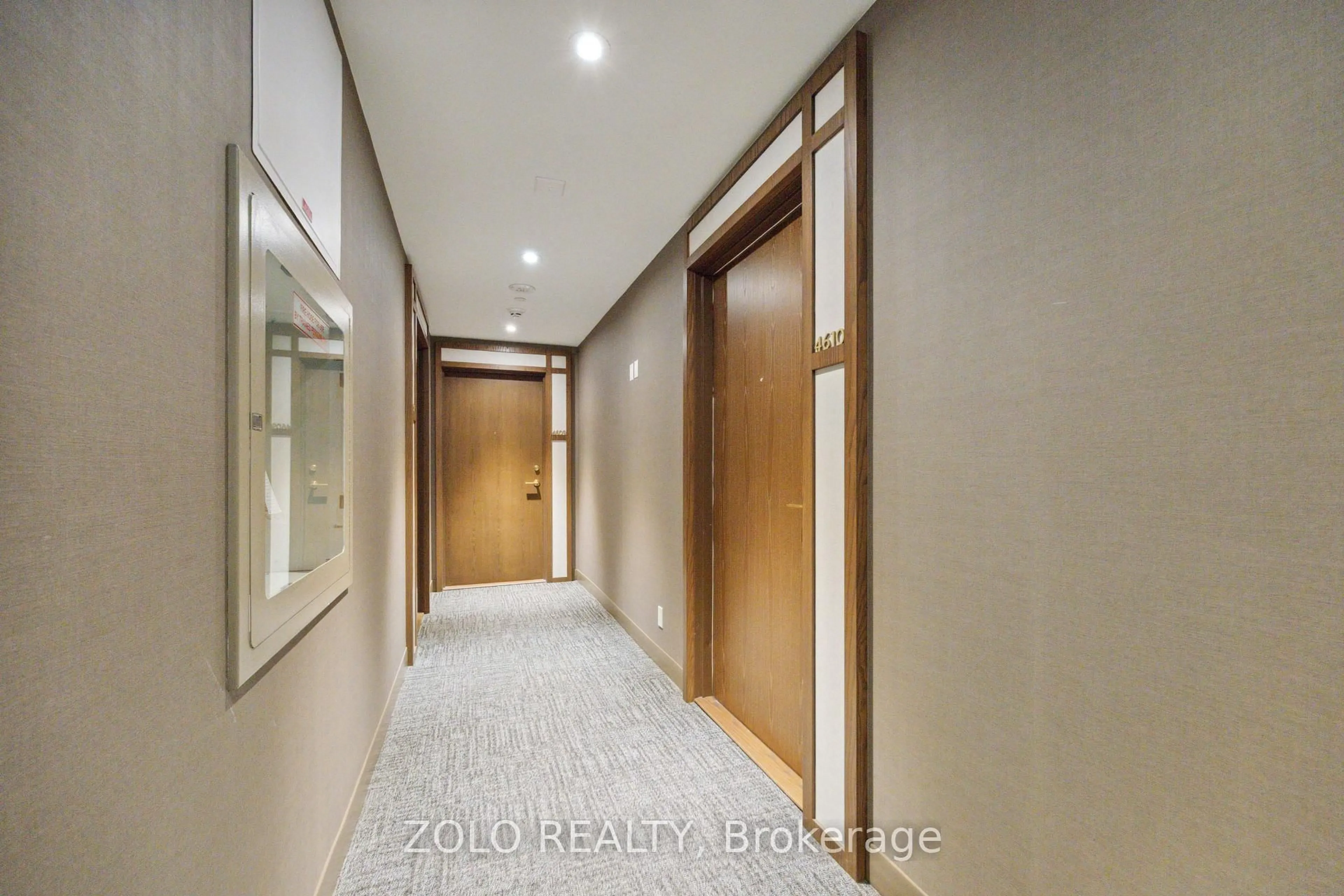 Indoor foyer for 7890 Jane St #4610, Vaughan Ontario L4K 0K9