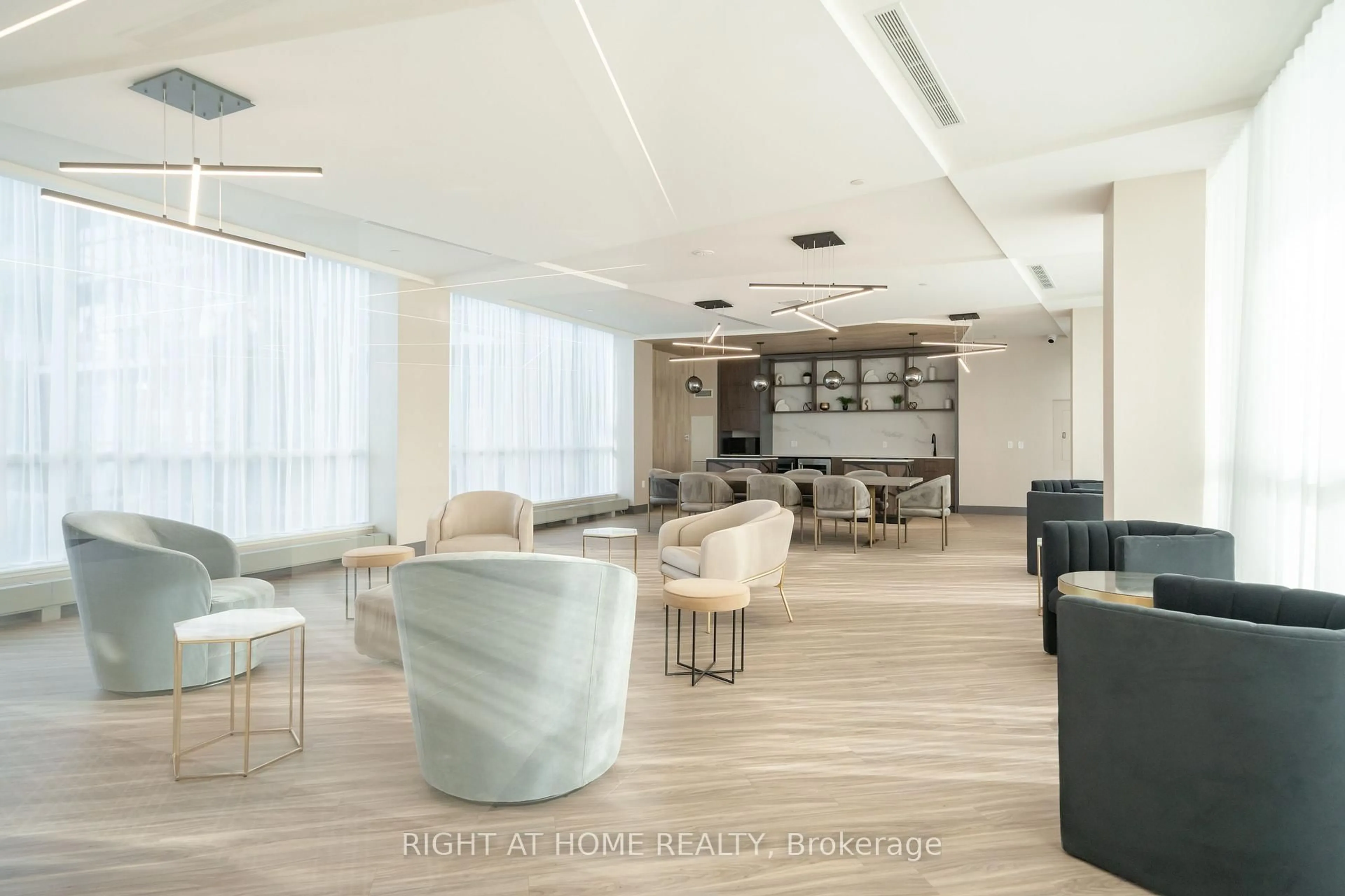 Lobby for 415 Sea Ray Ave #202, Innisfil Ontario L9S 0R5