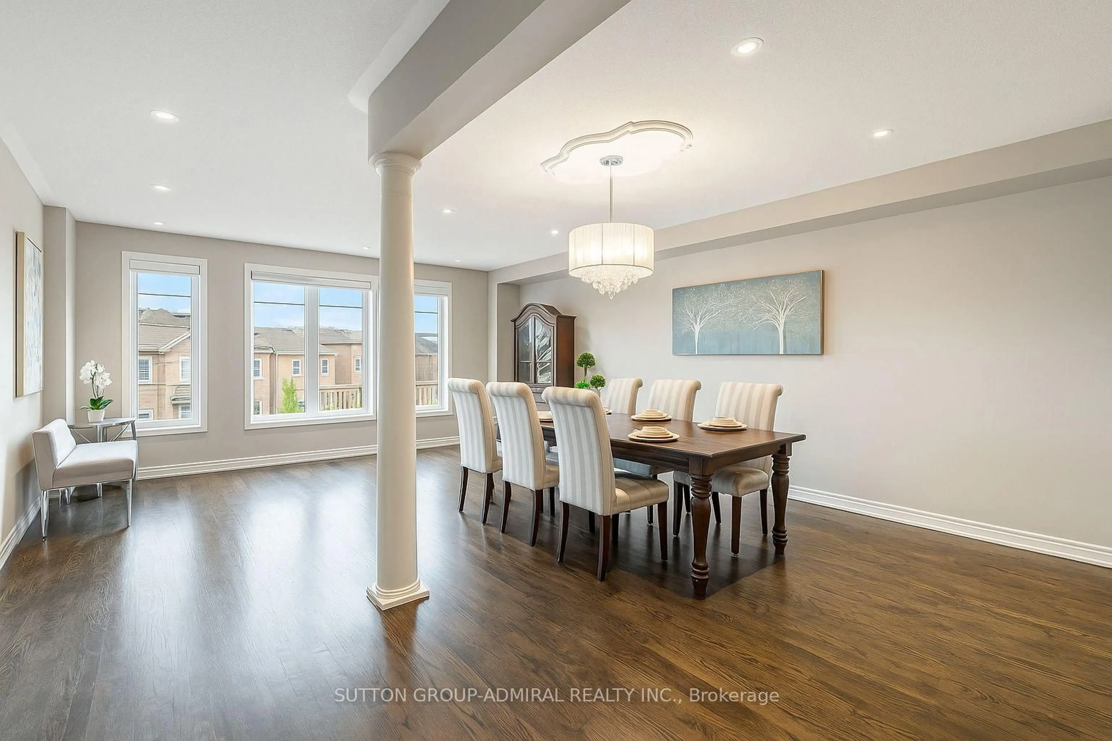 Dining room, wood/laminate floor for 6 Mistywood Cres, Vaughan Ontario L4J 9E5
