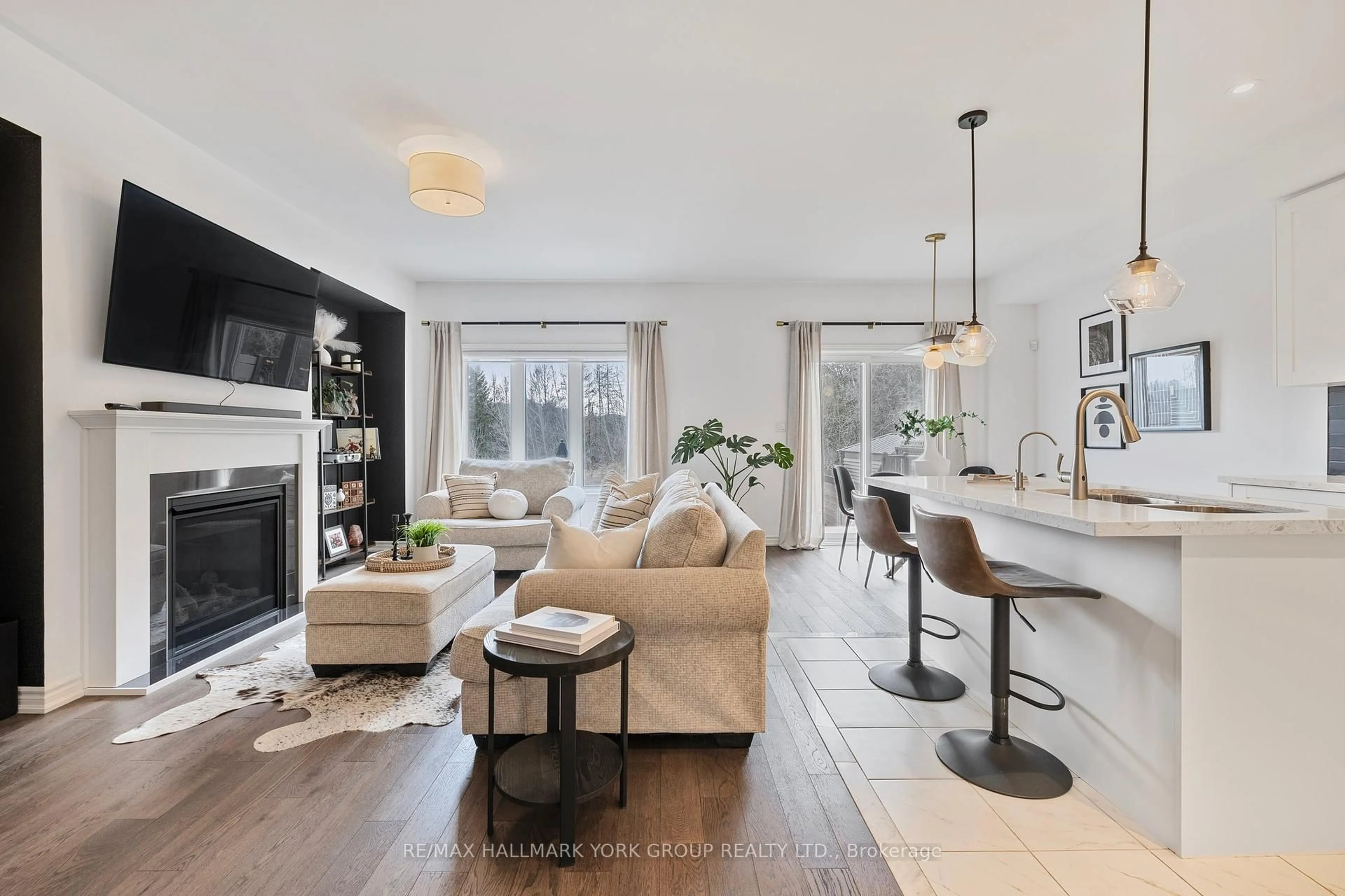 Living room with furniture, unknown for 23 Gord Matthews Way, Uxbridge Ontario L9P 0E9