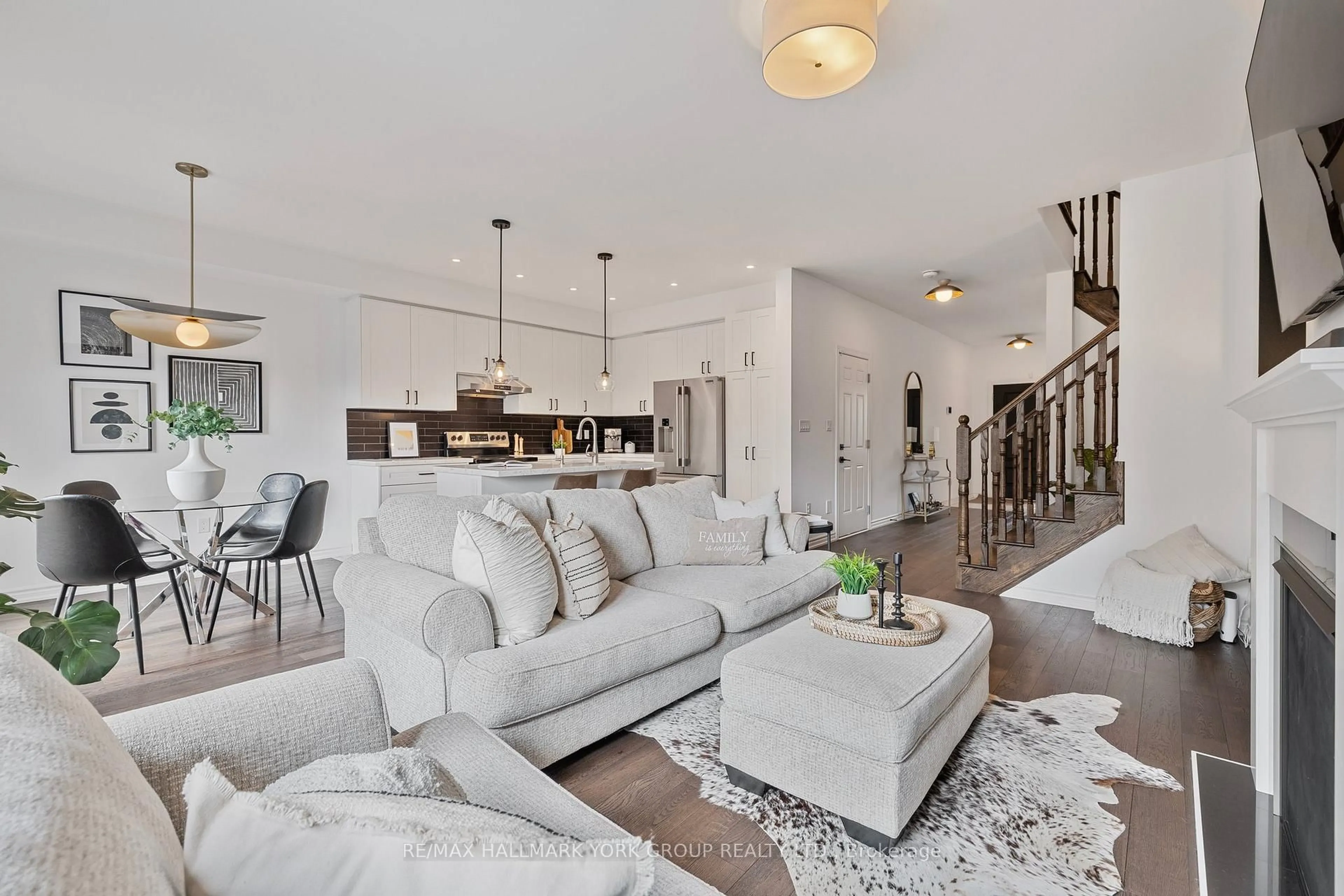 Living room with furniture, unknown for 23 Gord Matthews Way, Uxbridge Ontario L9P 0E9