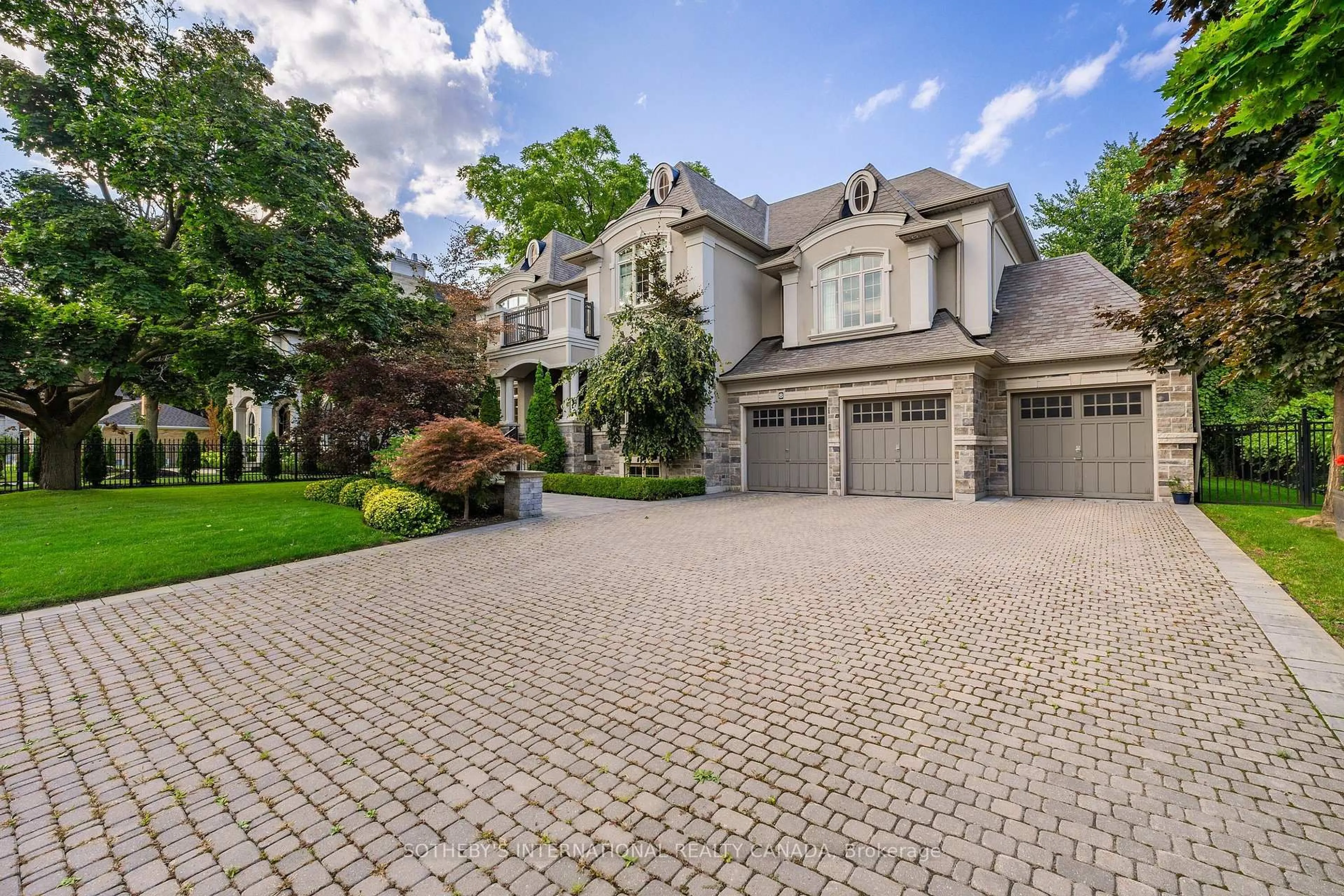 Home with brick exterior material, street for 8 Thornhill Ave, Vaughan Ontario L4J 1J4
