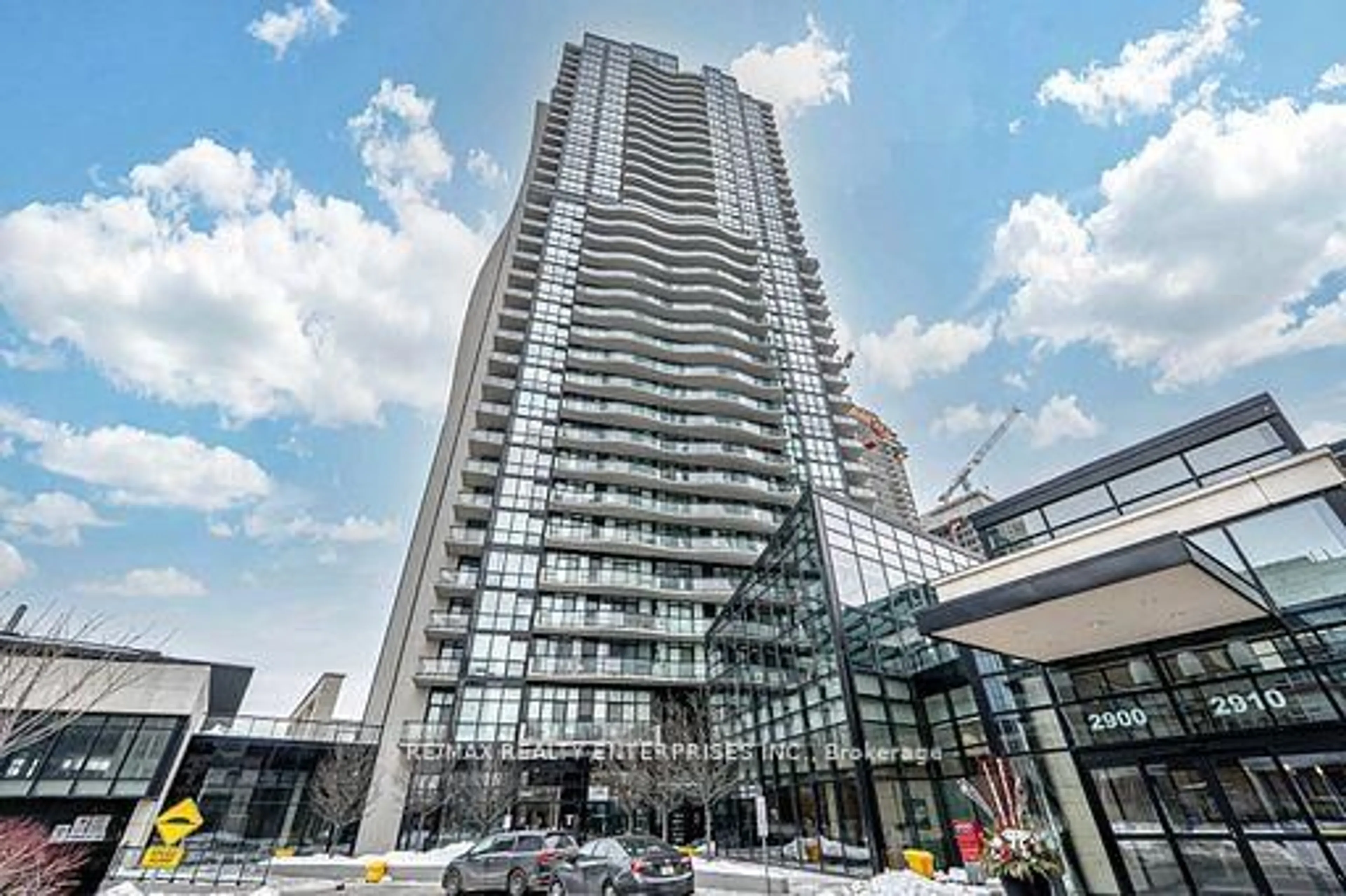 Indoor foyer for 2900 Highway 7 N/A #206, Vaughan Ontario L4K 0G3