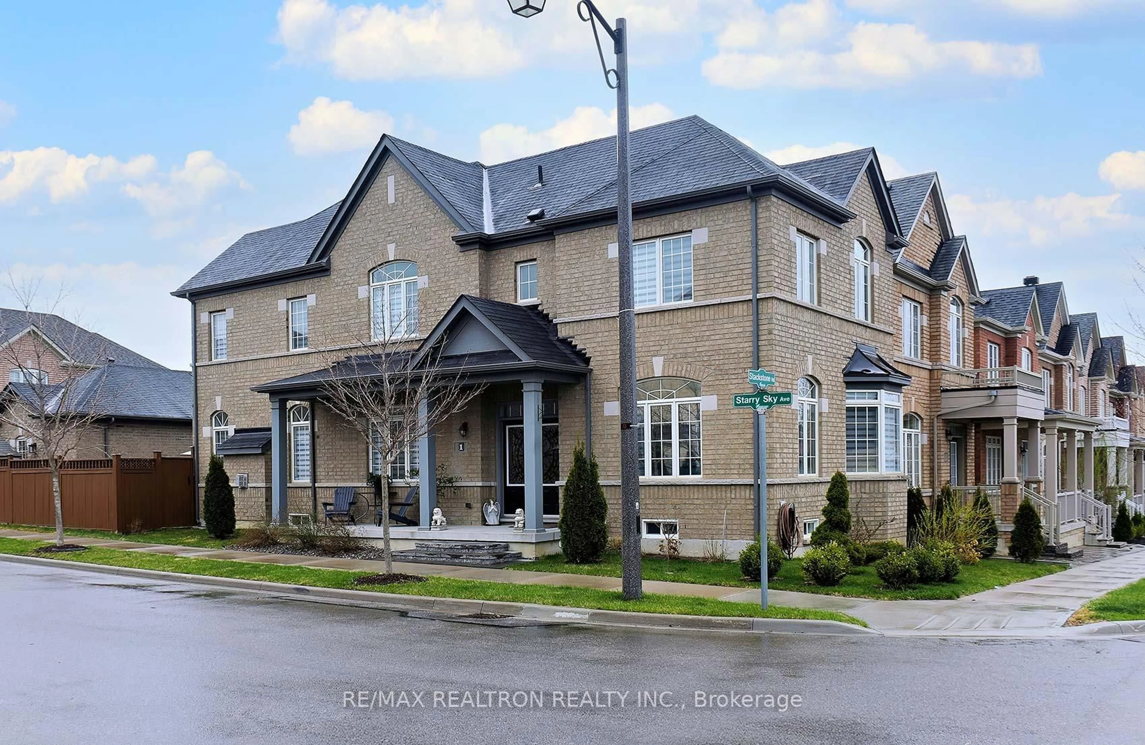Home with brick exterior material, street for 1 Starry Sky Ave, Markham Ontario L6B 0Y1