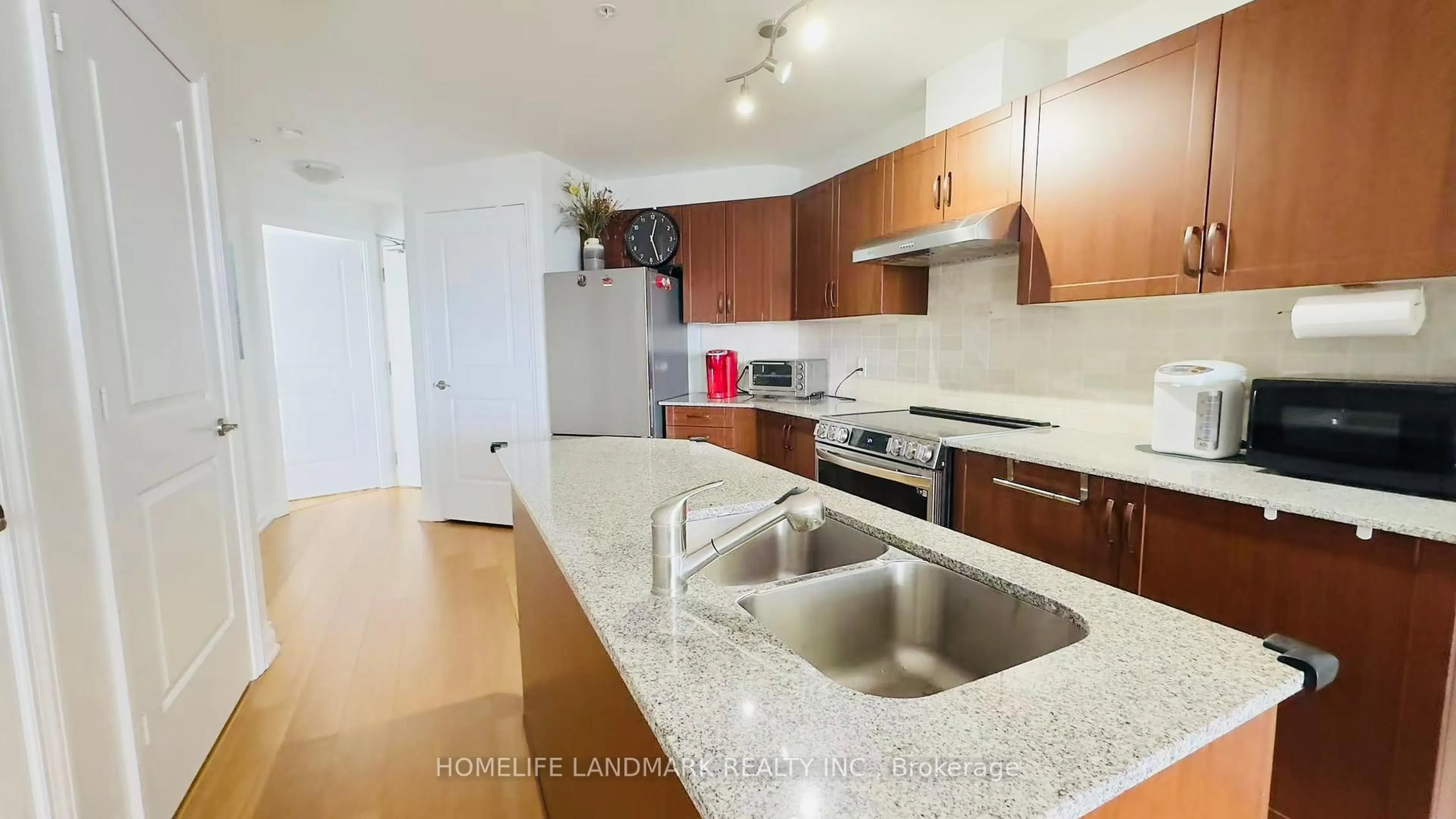 Standard kitchen, unknown for 68 Main St #501, Markham Ontario L3P 0N5