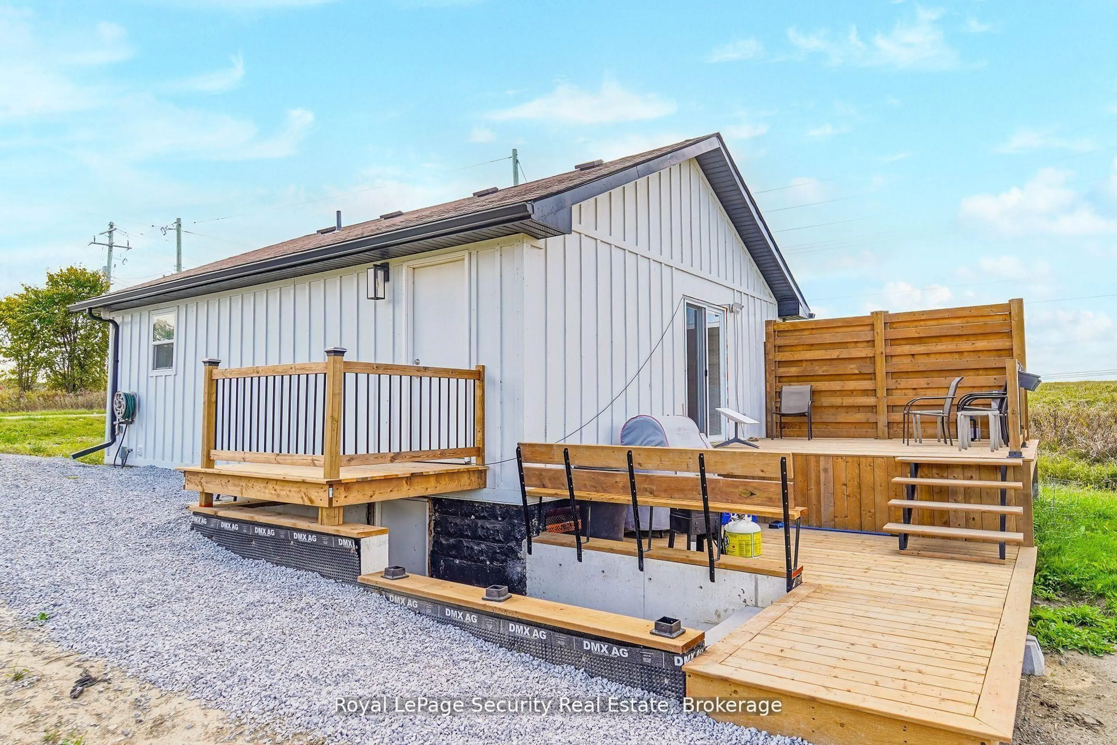 Unknown for 1512 Holborn Rd, East Gwillimbury Ontario L0G 1R0