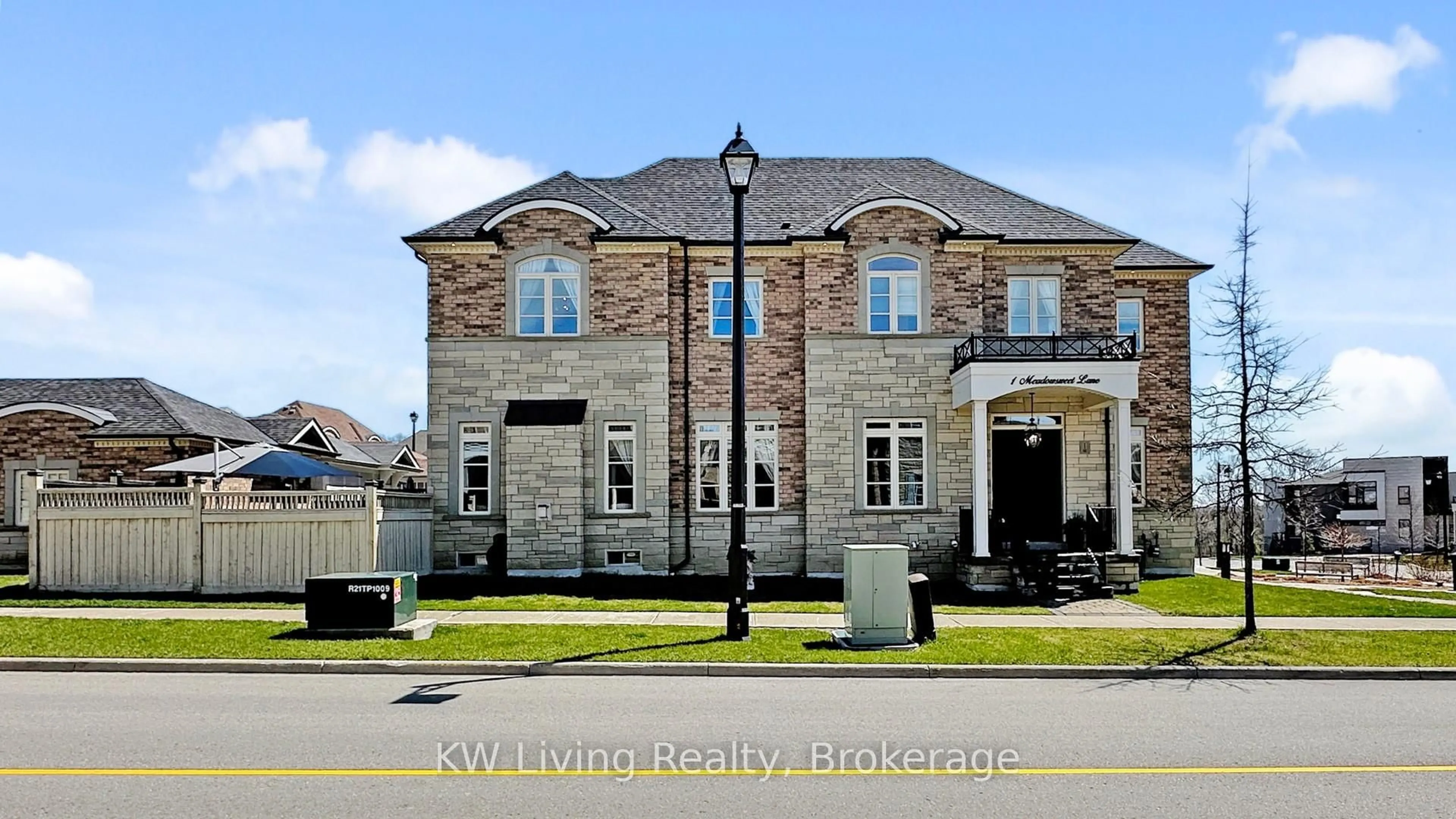 Home with brick exterior material, building for 1 Meadowsweet Lane, Richmond Hill Ontario L4E 1B8