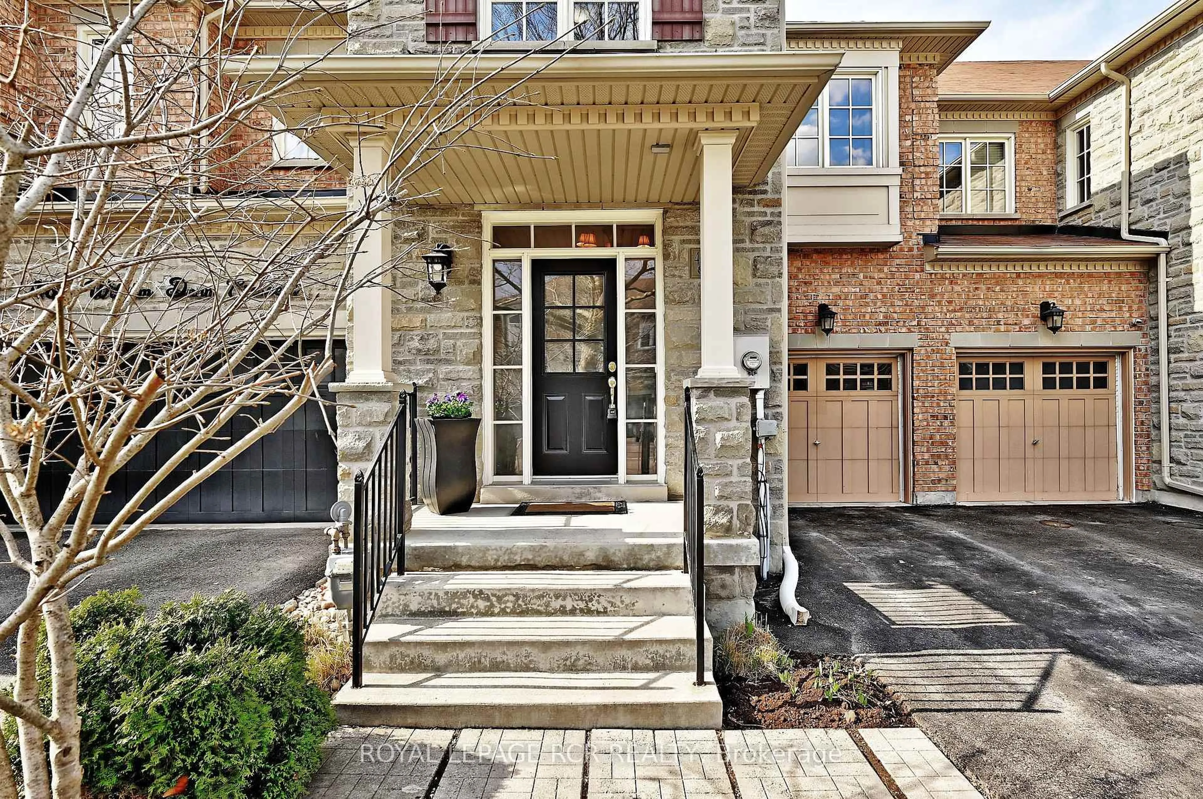 Home with brick exterior material, street for 481 William Dunn Cres, Newmarket Ontario L3X 3L4