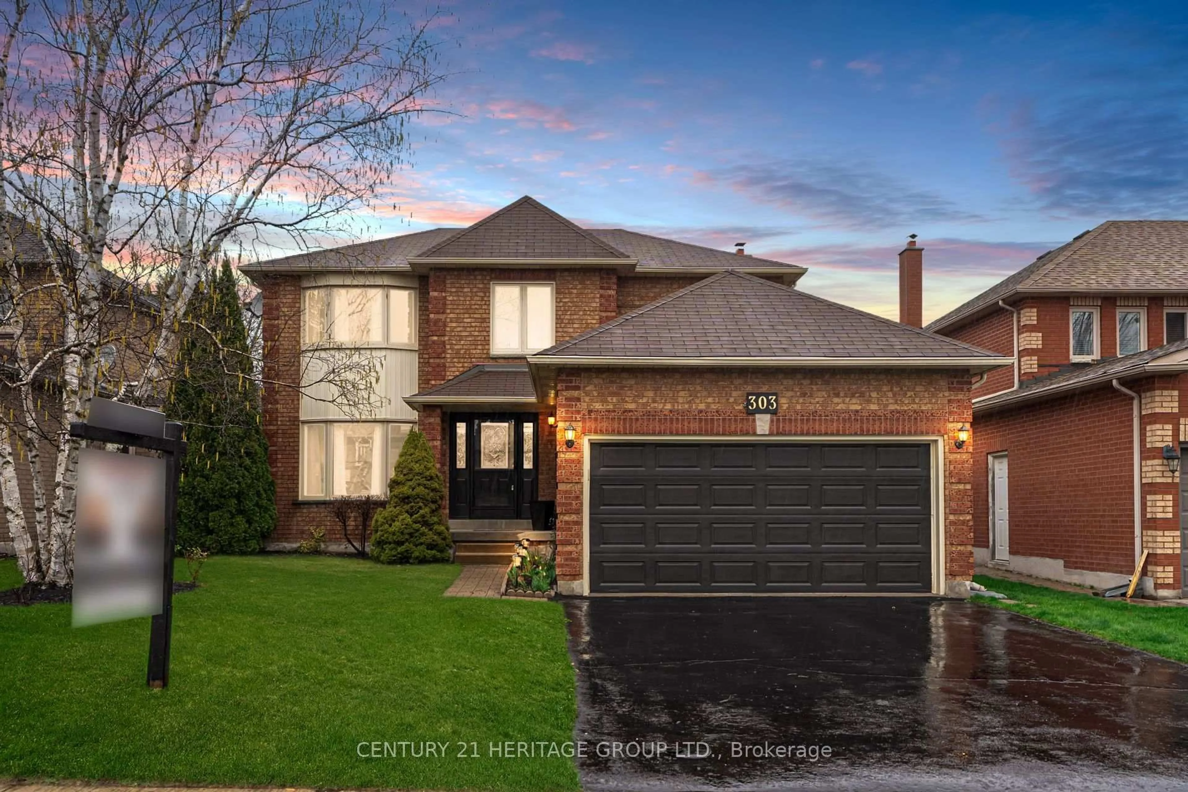 Home with brick exterior material, street for 303 Alex Doner Dr, Newmarket Ontario L3X 1G5