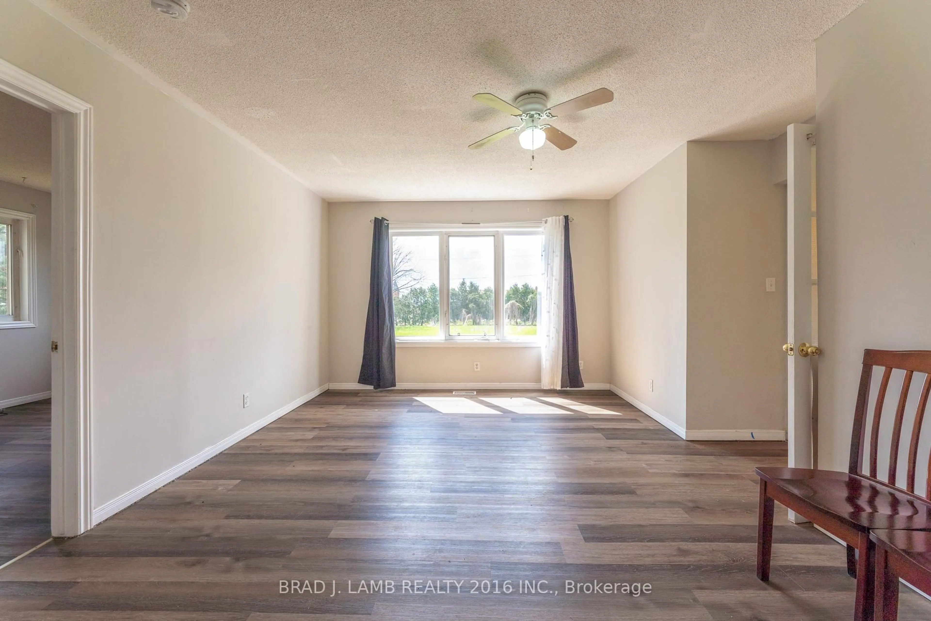 A pic of a room for 18585 Keele St, King Ontario L3Y 4V9