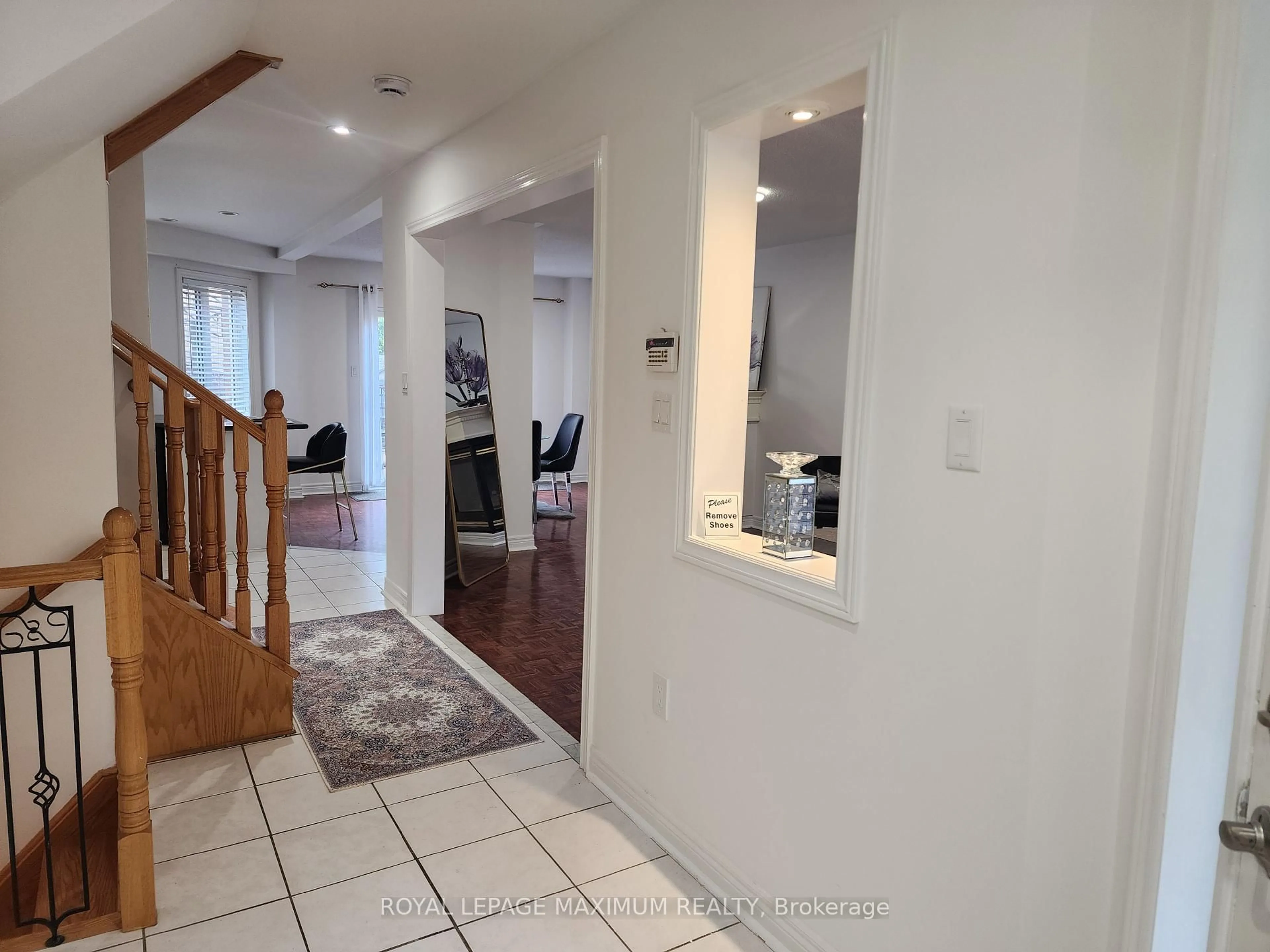 Unknown for 141 Panorama Cres, Vaughan Ontario L4H 1J9