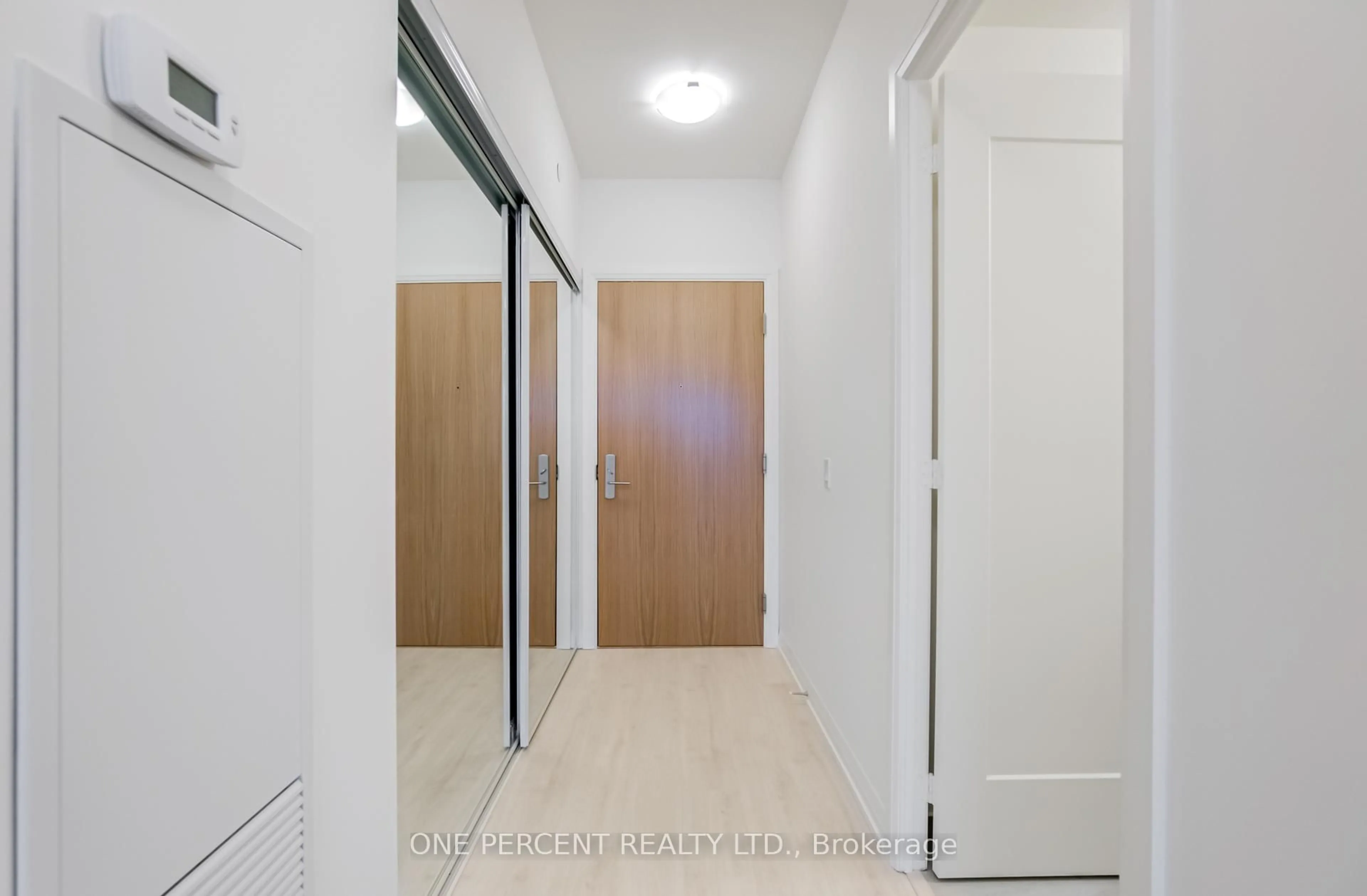 Unknown for 8960 Jane St #1910, Vaughan Ontario L4K 2M9