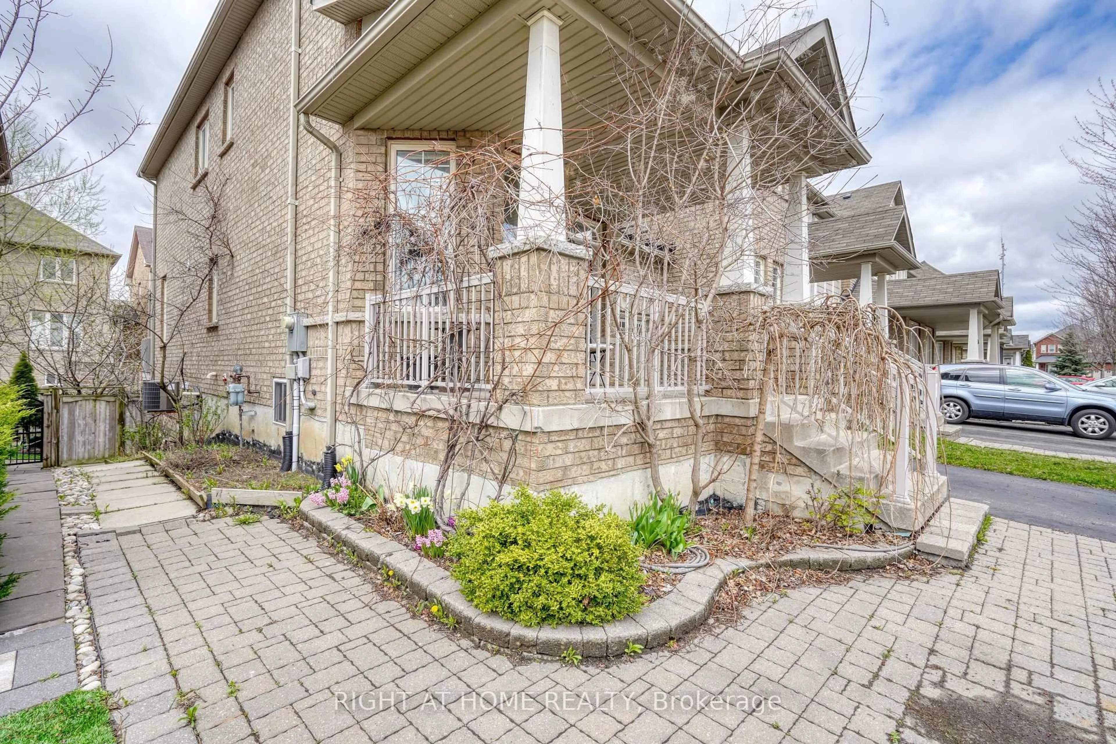Unknown for 20 Seiffer Cres, Richmond Hill Ontario L4E 0J1