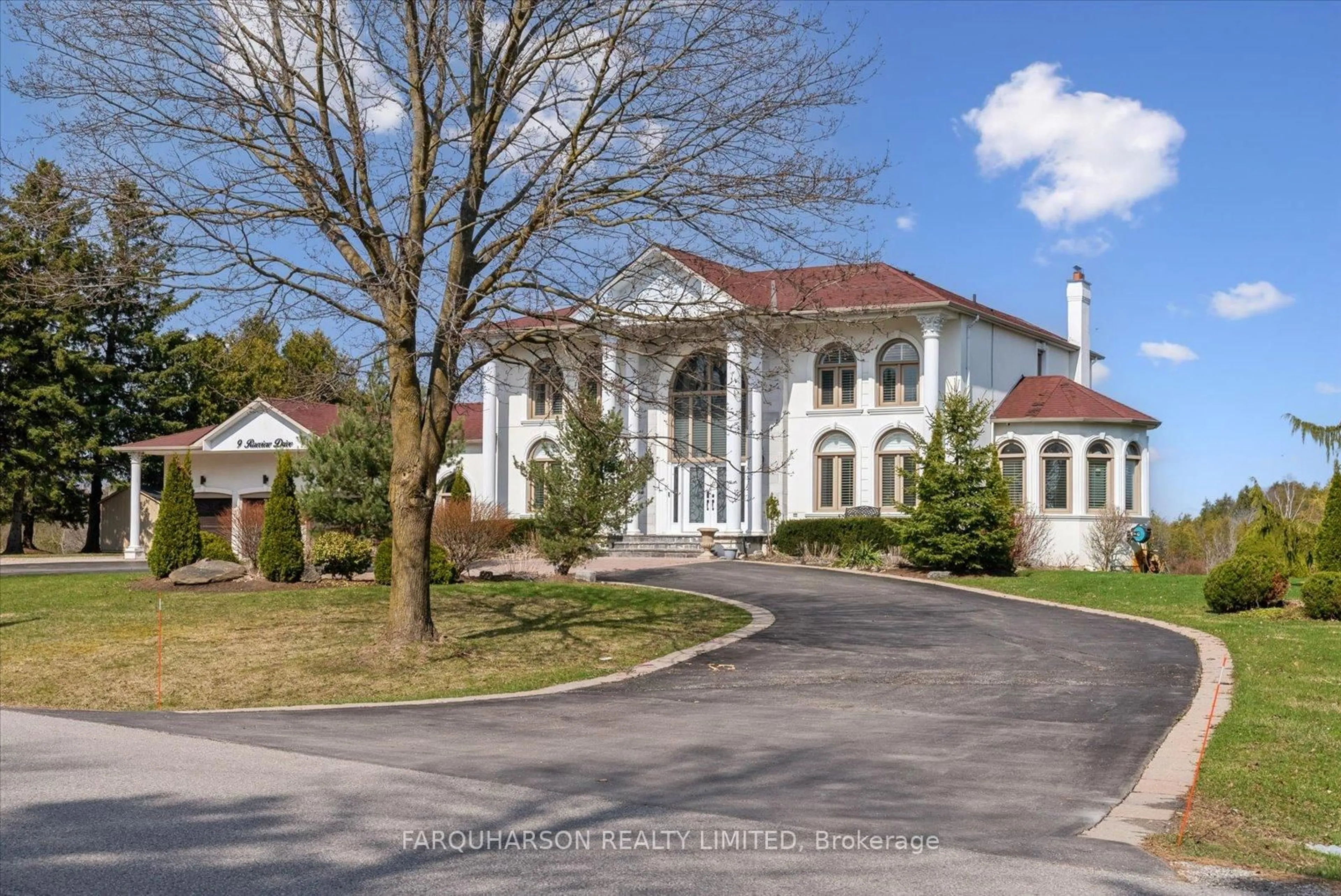 Unknown for 9 Raeview Dr, Whitchurch-Stouffville Ontario L4A 3G7