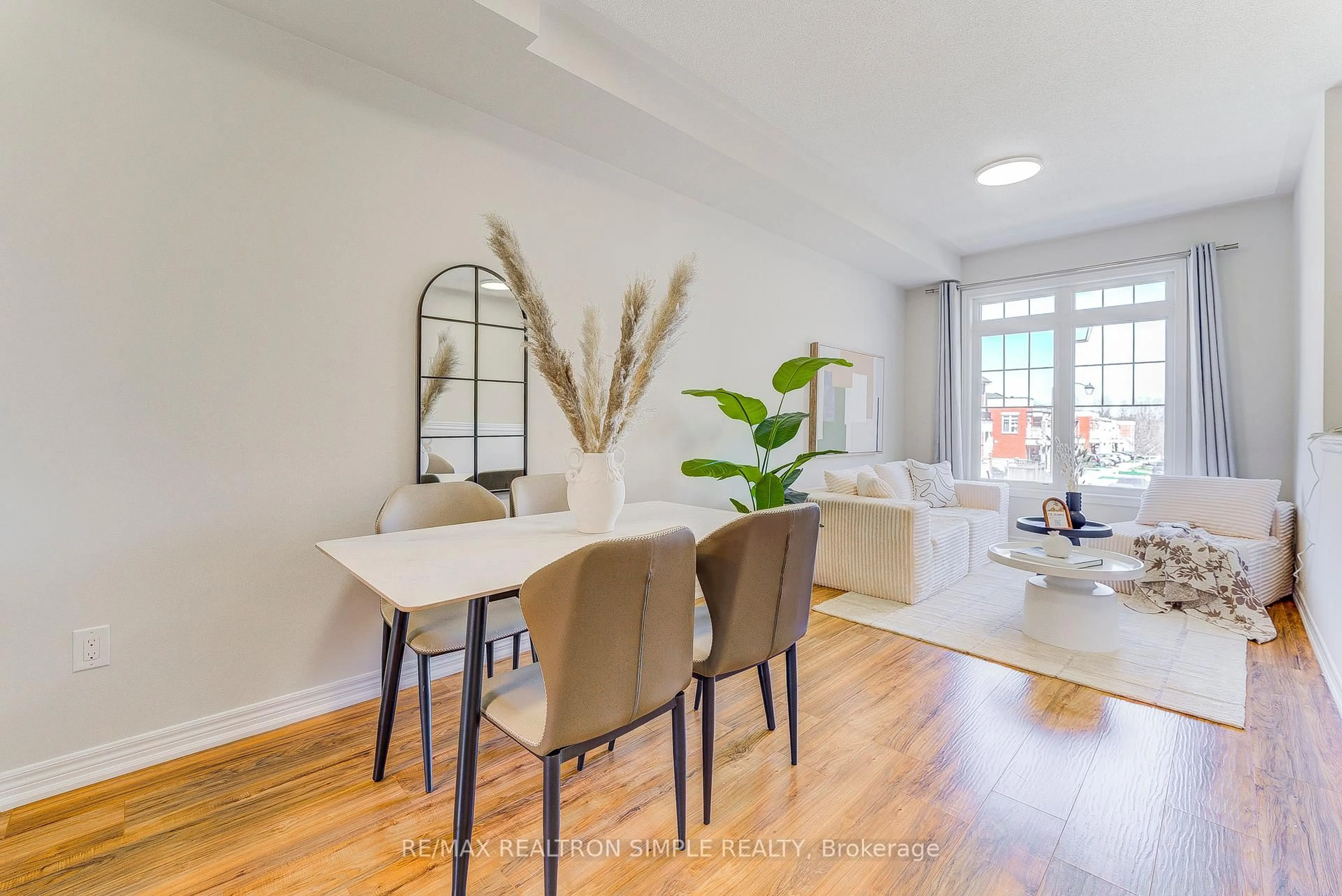 Dining room, wood/laminate floor for 304 Delray Dr, Markham Ontario L6E 0R1
