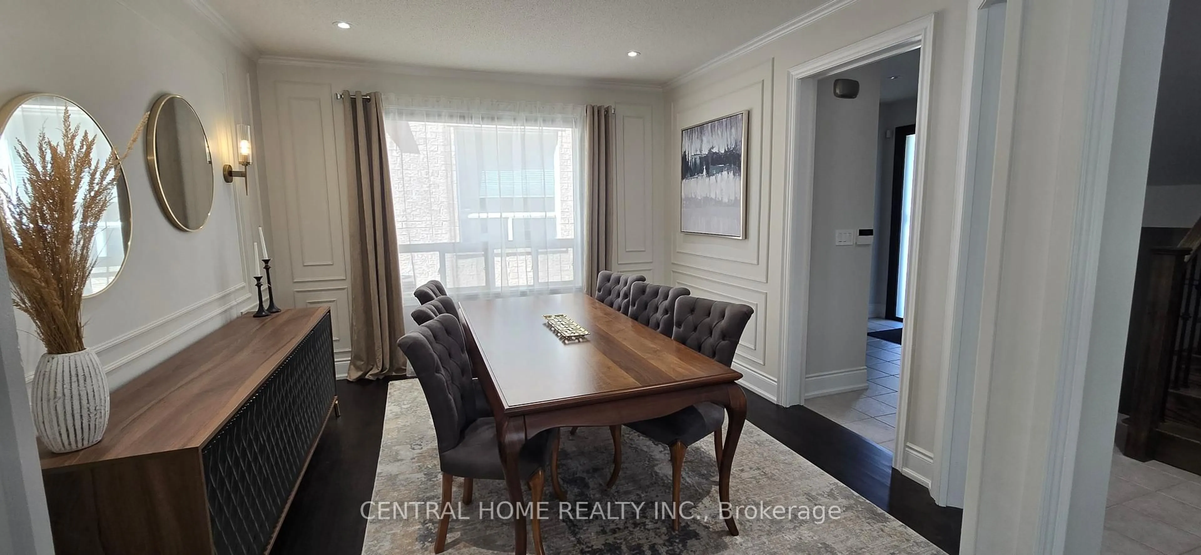 Dining room, wood/laminate floor for 116 Wood Rim Dr, Richmond Hill Ontario L4E 4N8