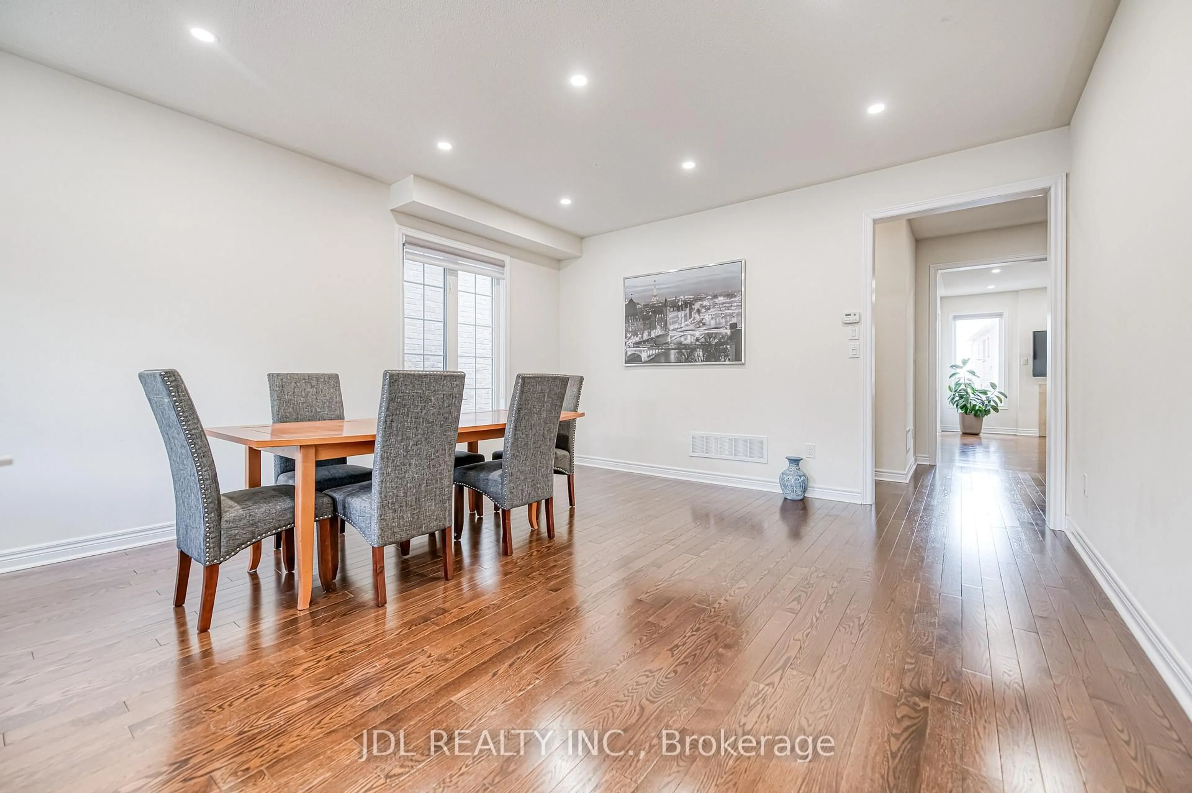 Dining room, wood/laminate floor for 45 Foshan Ave, Markham Ontario L6C 0R6