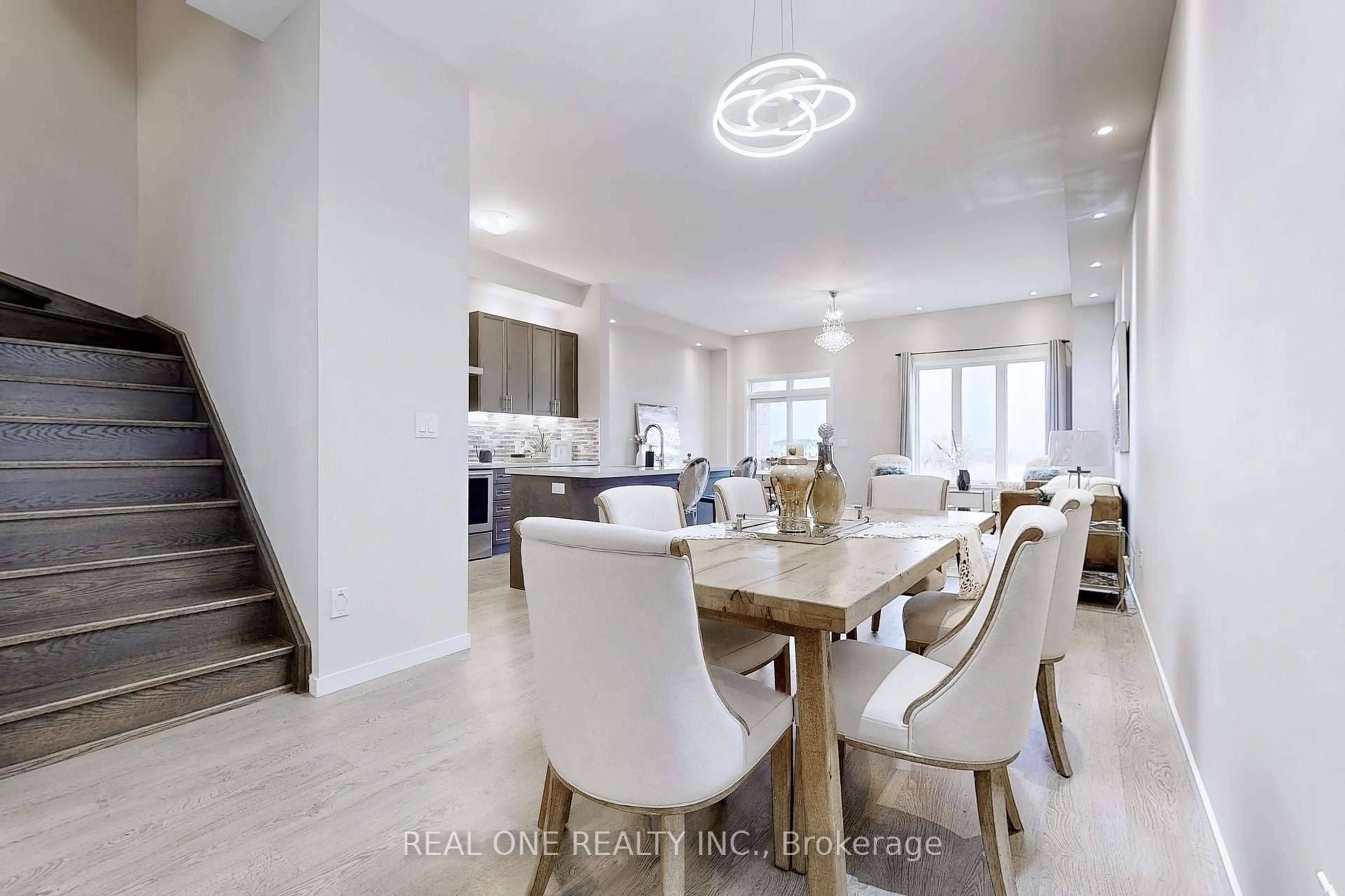 Open concept kitchen, unknown for 240 Elyse Crt, Aurora Ontario L4G 2C9