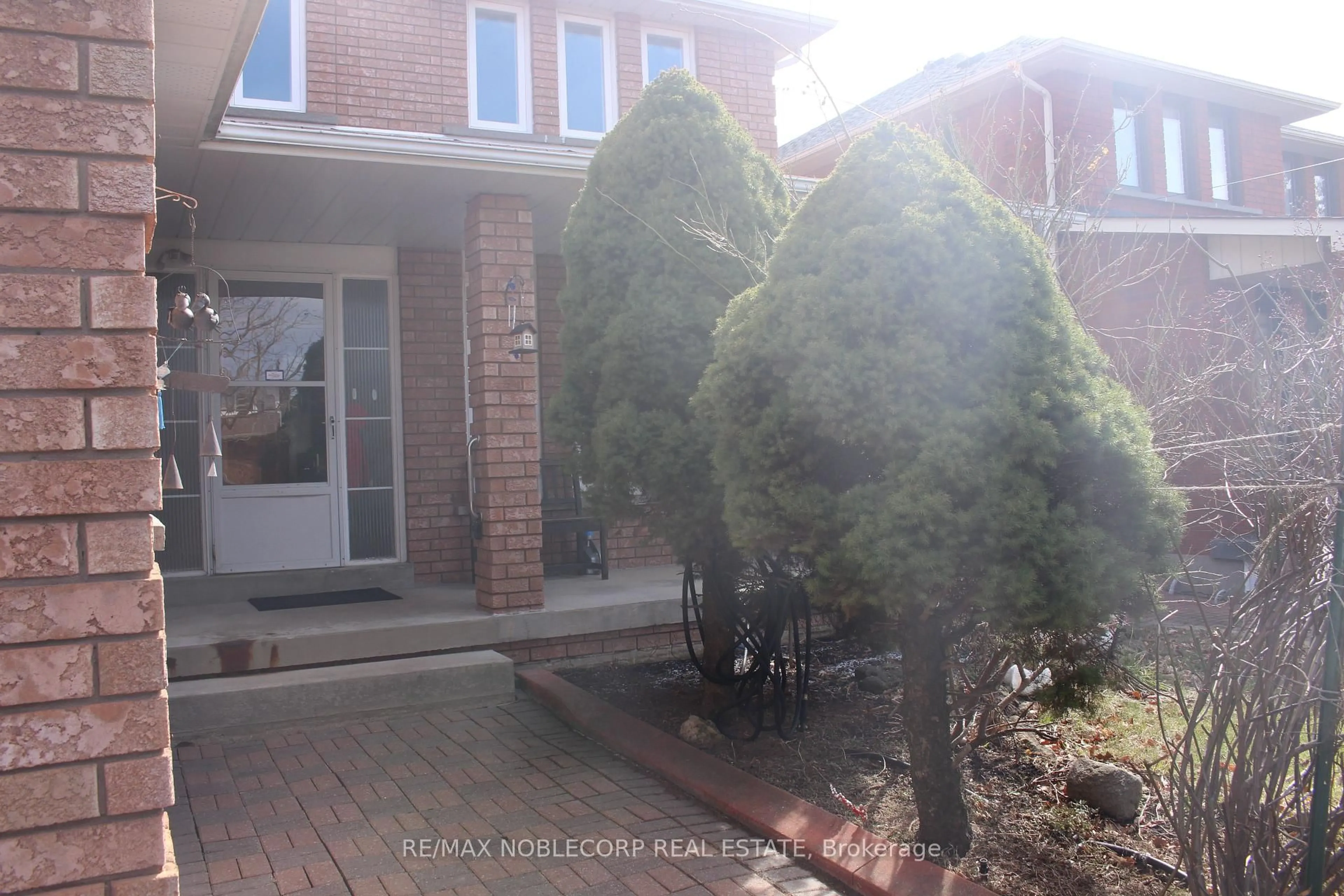 Unknown for 37 Father Ermanno Cres, Vaughan Ontario L4L 7L6