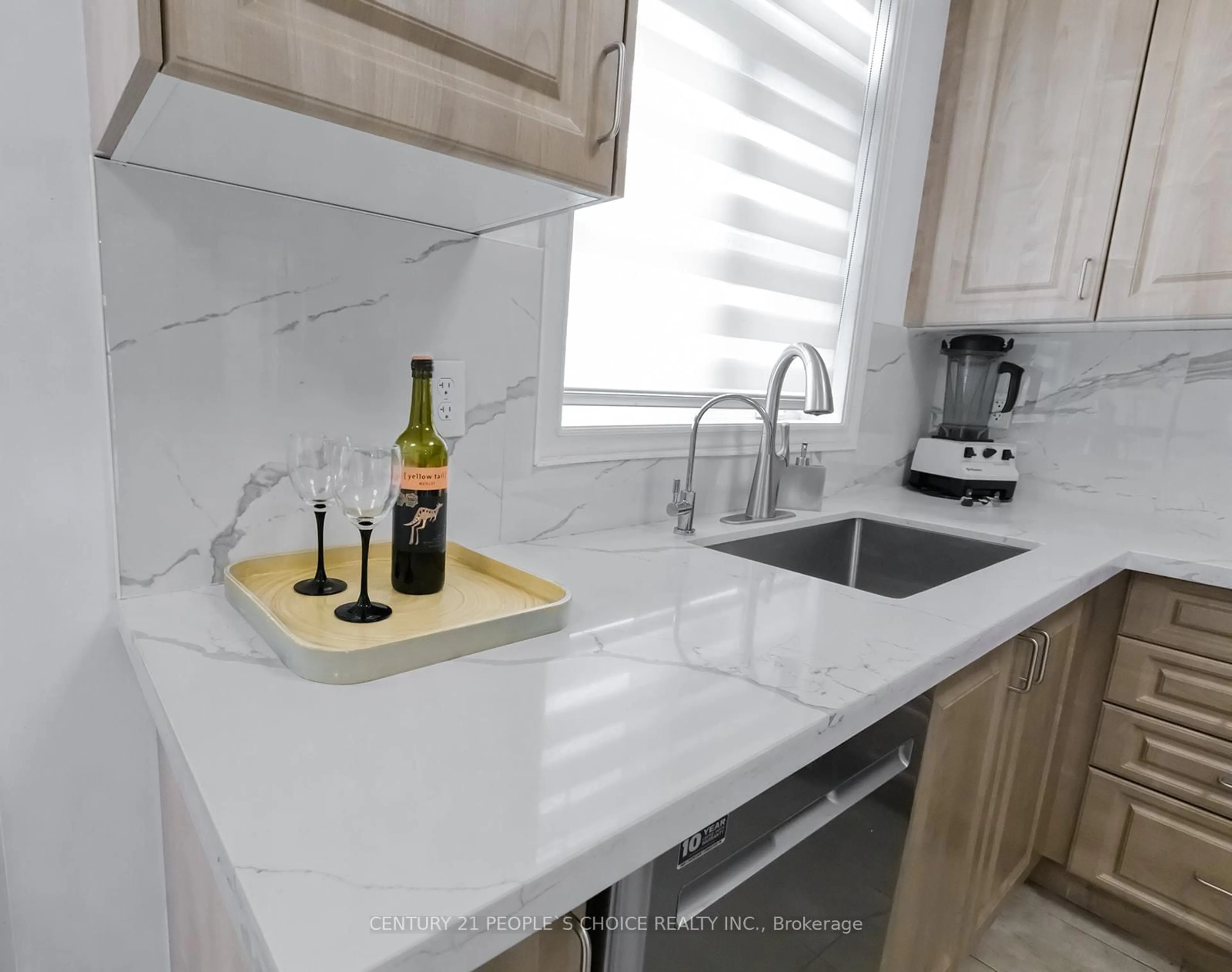 Contemporary kitchen, ceramic/tile floor for 102 Roy Grove Way, Markham Ontario L6E 0T7