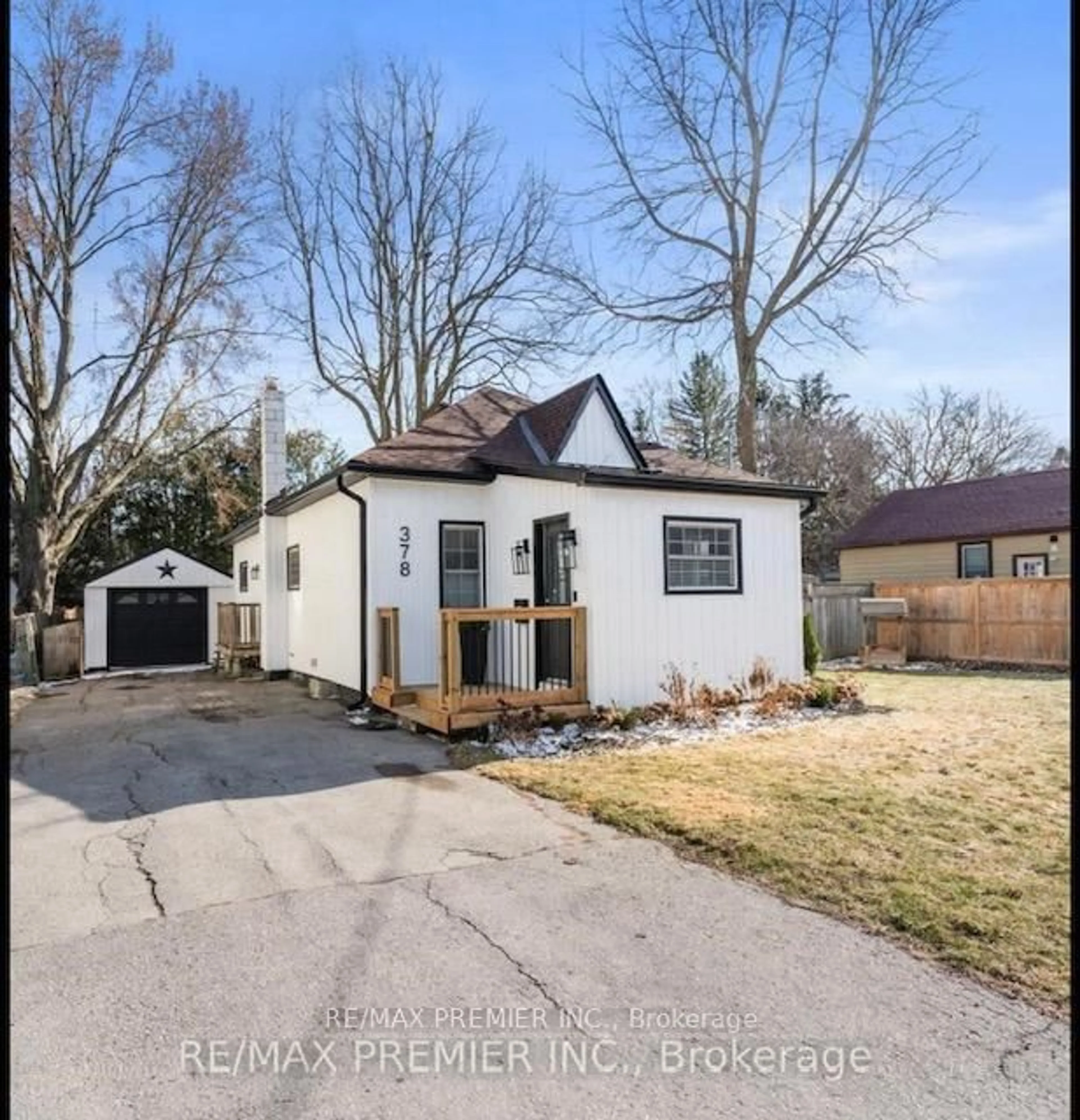 Home with brick exterior material, street for 378 Andrew St, Newmarket Ontario L3Y 1H4