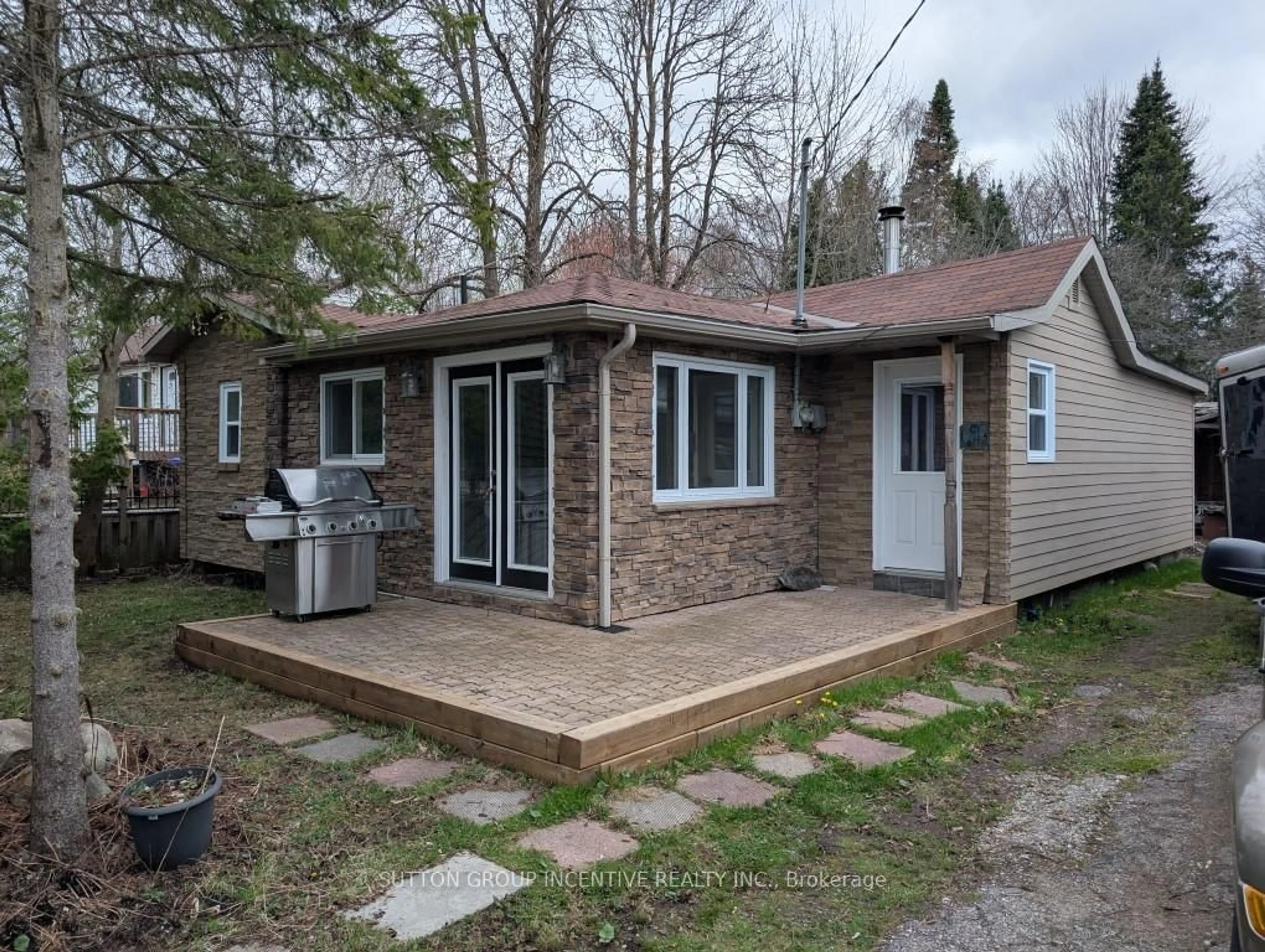 Unknown for 1088 Balsam Rd, Innisfil Ontario L0L 1C0
