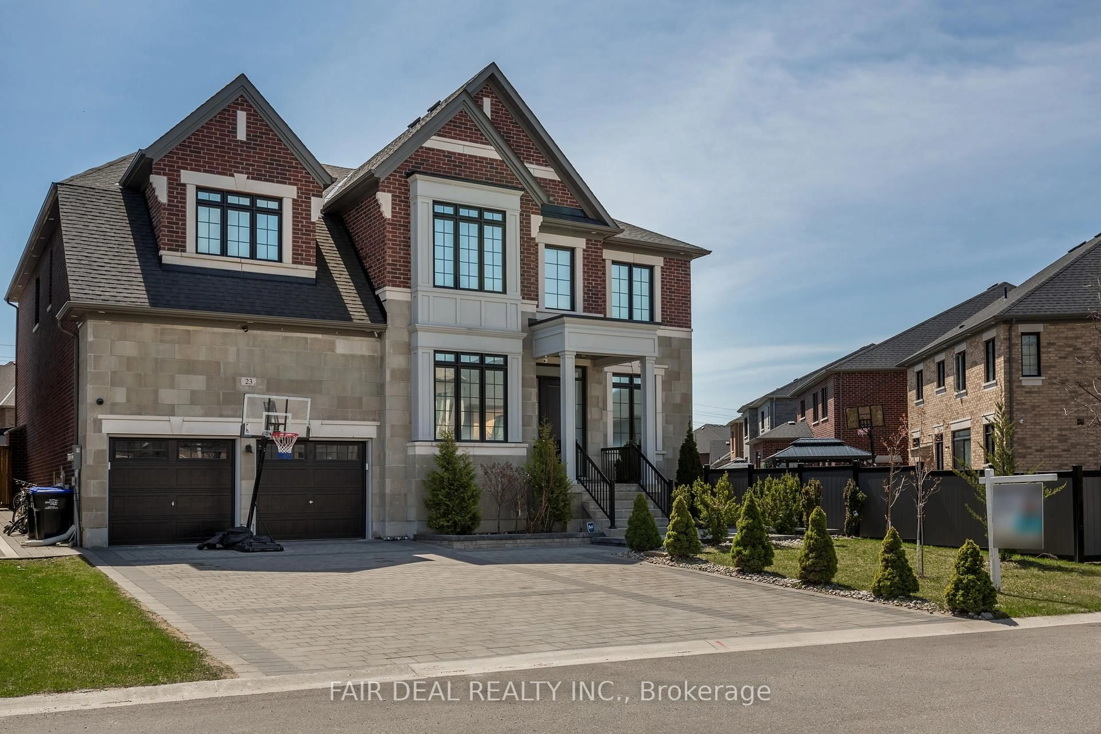 Home with brick exterior material, street for 23 Mumberson St, Innisfil Ontario L0L 1L0