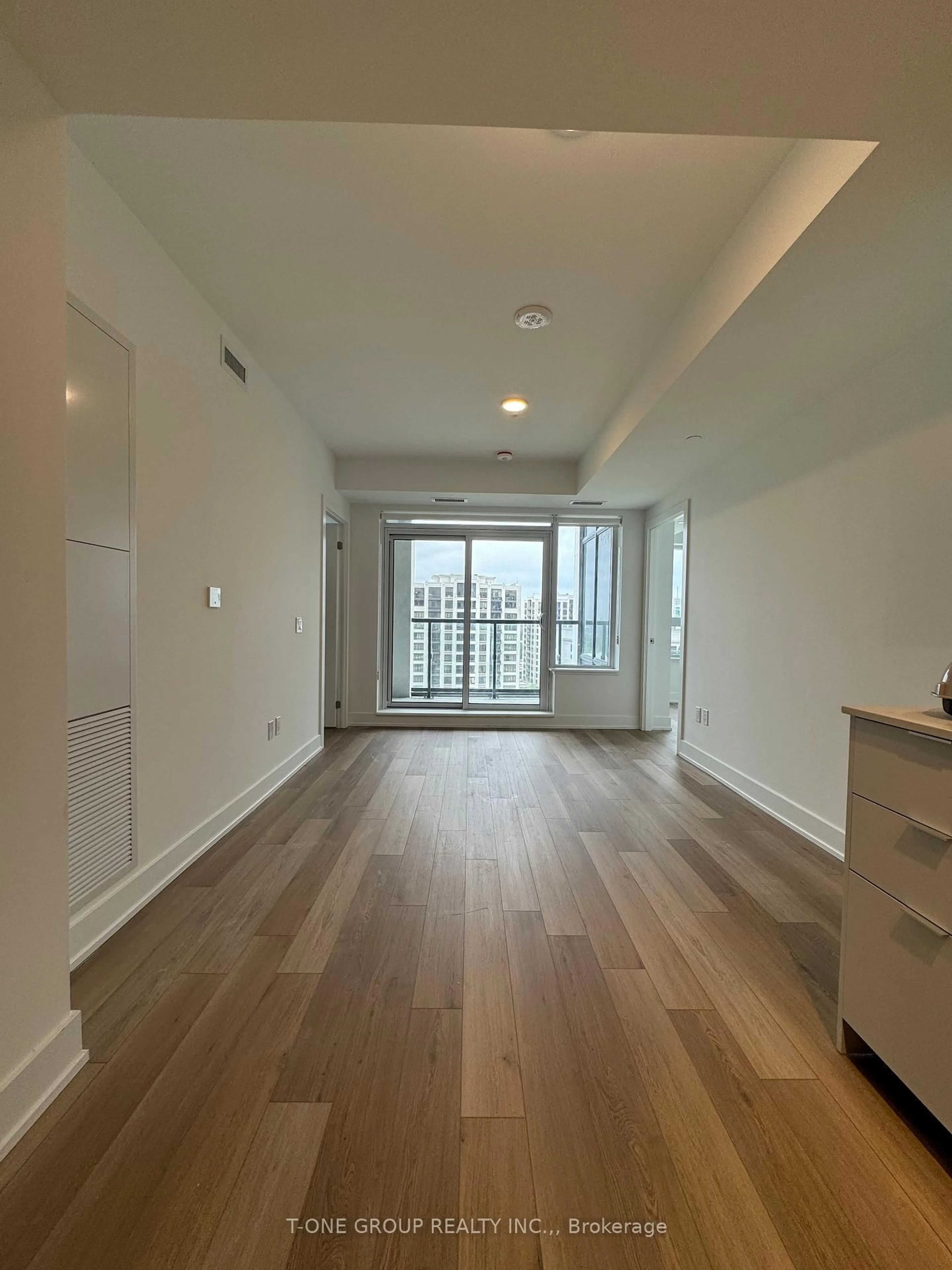 A pic of a room for 8 Cedarland Dr #1703S, Markham Ontario L6G 0H4
