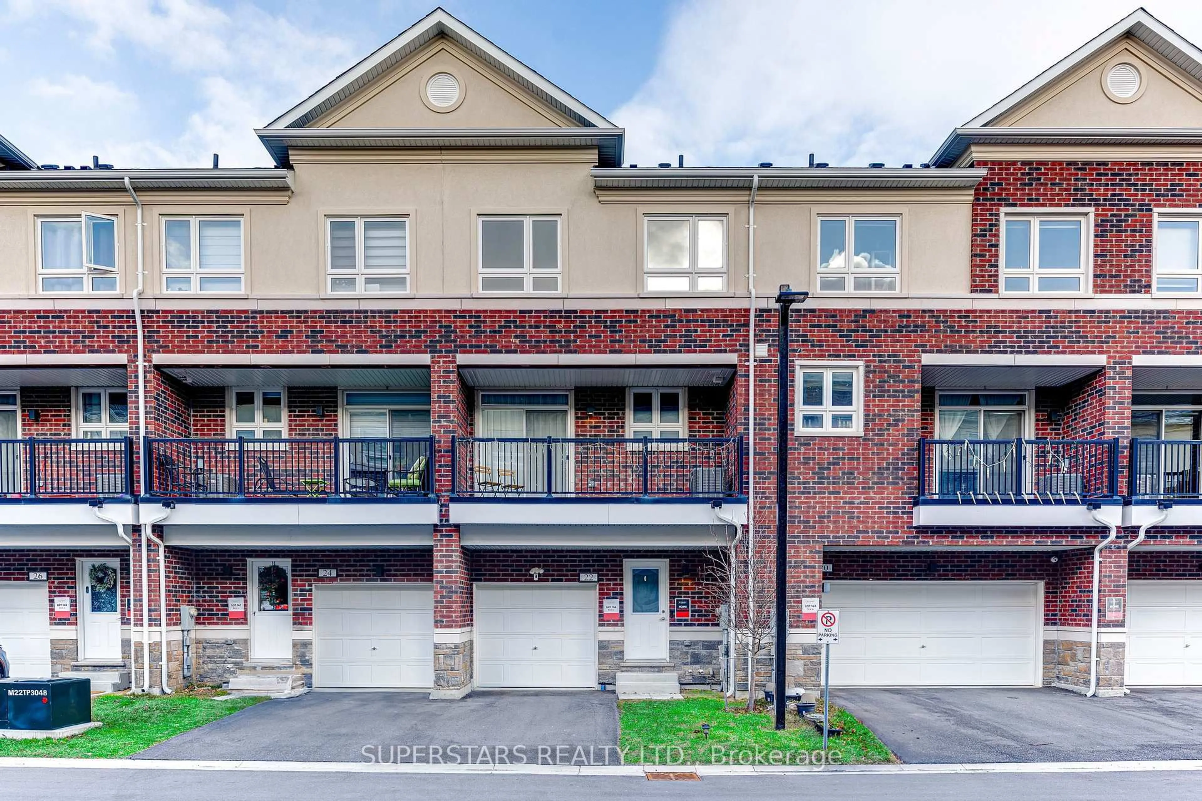 Home with brick exterior material, street for 22 Imperial College Lane, Markham Ontario L6E 0V6