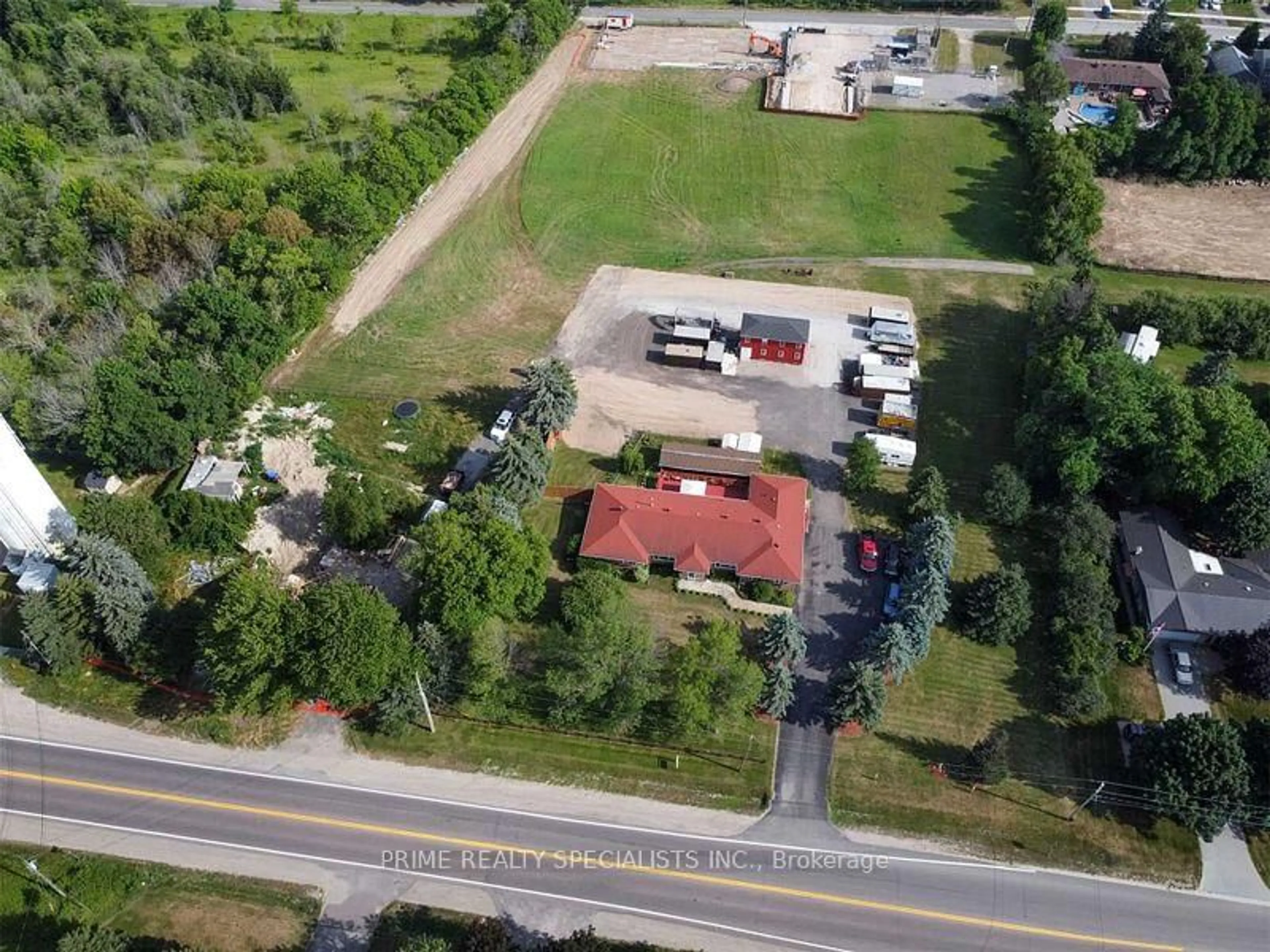 A pic from outside/outdoor area/front of a property/back of a property/a pic from drone, building for 4161 Hwy 89 Rd, Innisfil Ontario L0L 1L0