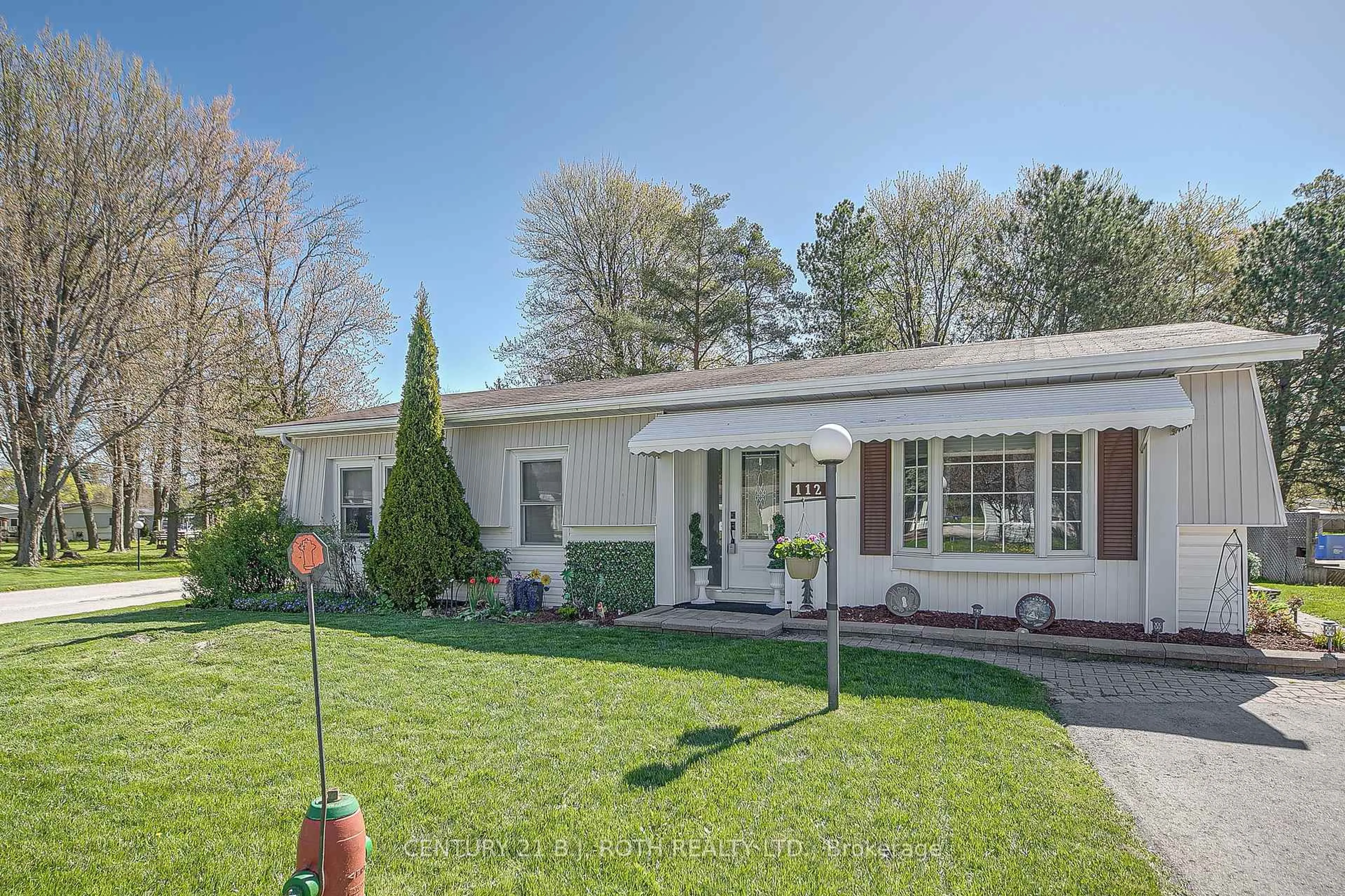 Unknown for 112 Linden Lane, Innisfil Ontario L9S 1N4