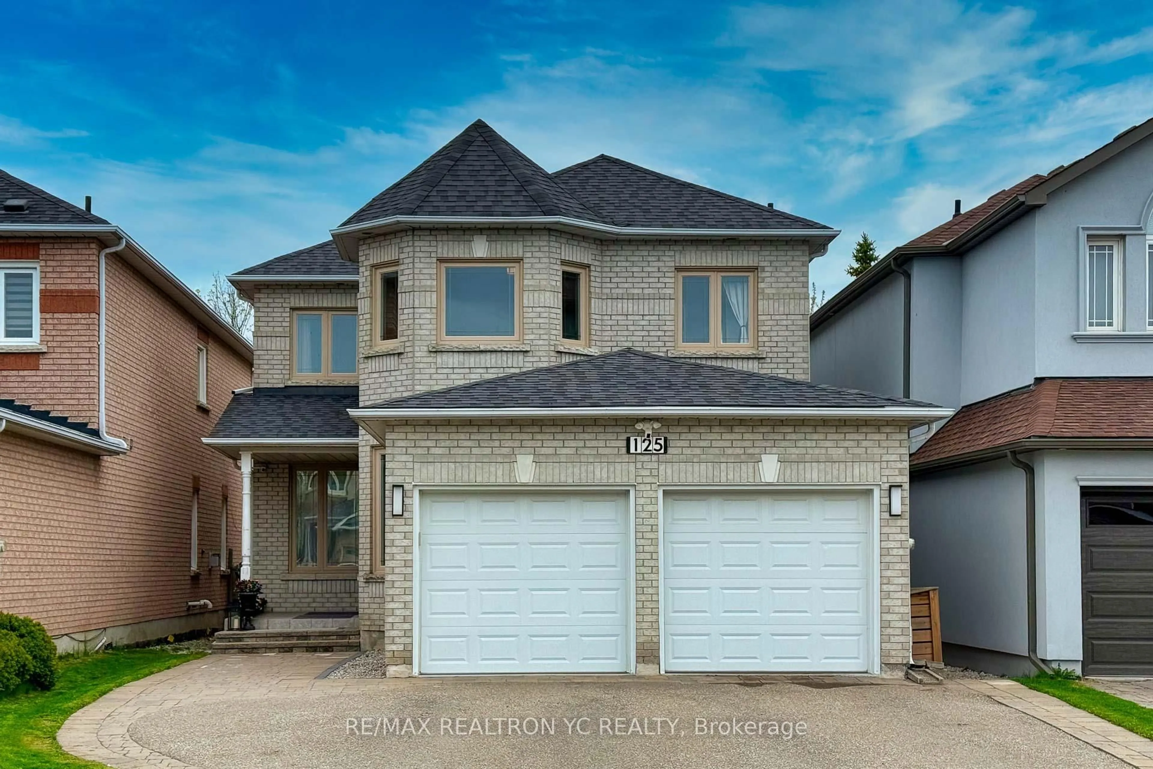 Home with brick exterior material, street for 125 Katerina Ave, Vaughan Ontario L4J 8H3
