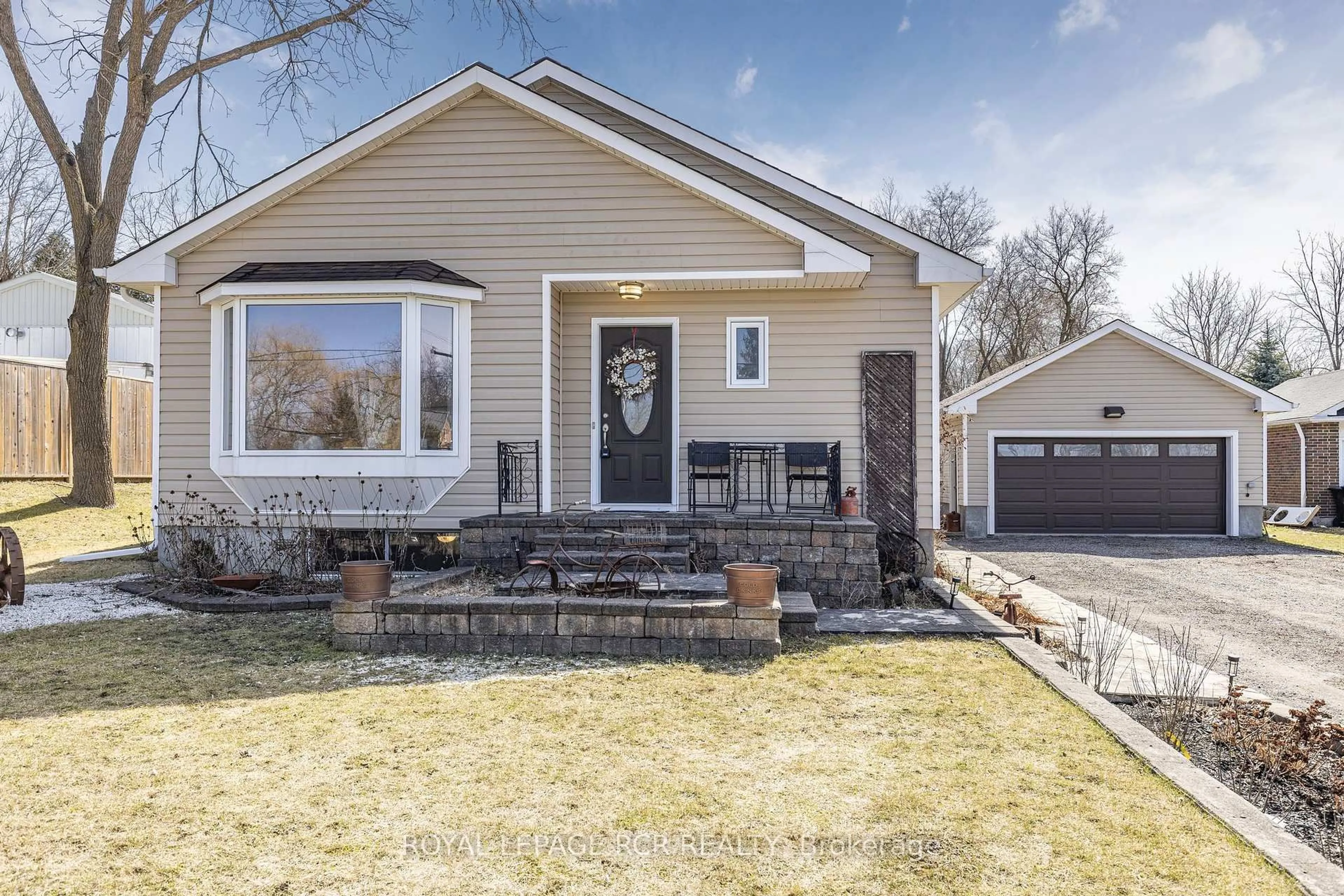 Home with brick exterior material, street for 4303 County 88 Rd, Bradford West Gwillimbury Ontario L0G 1B0