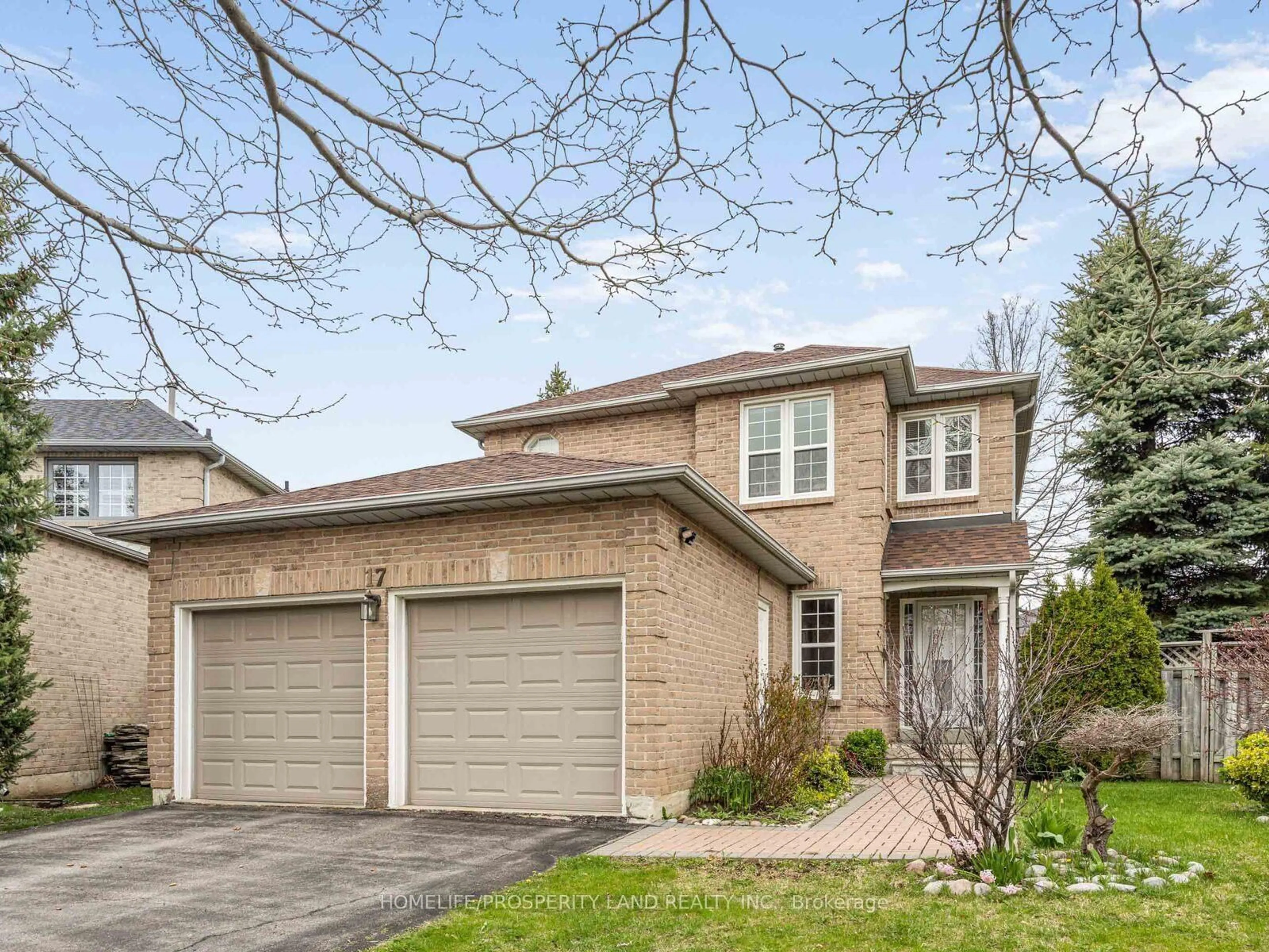 Home with brick exterior material, street for 17 Major Elliott Crt, Markham Ontario L3R 9C3