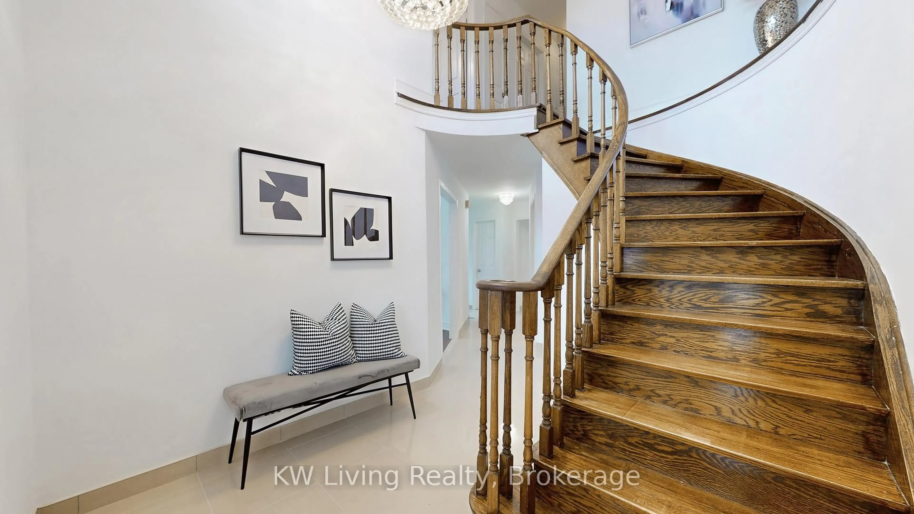 Unknown for 60 Graham Cres, Markham Ontario L3P 4M1
