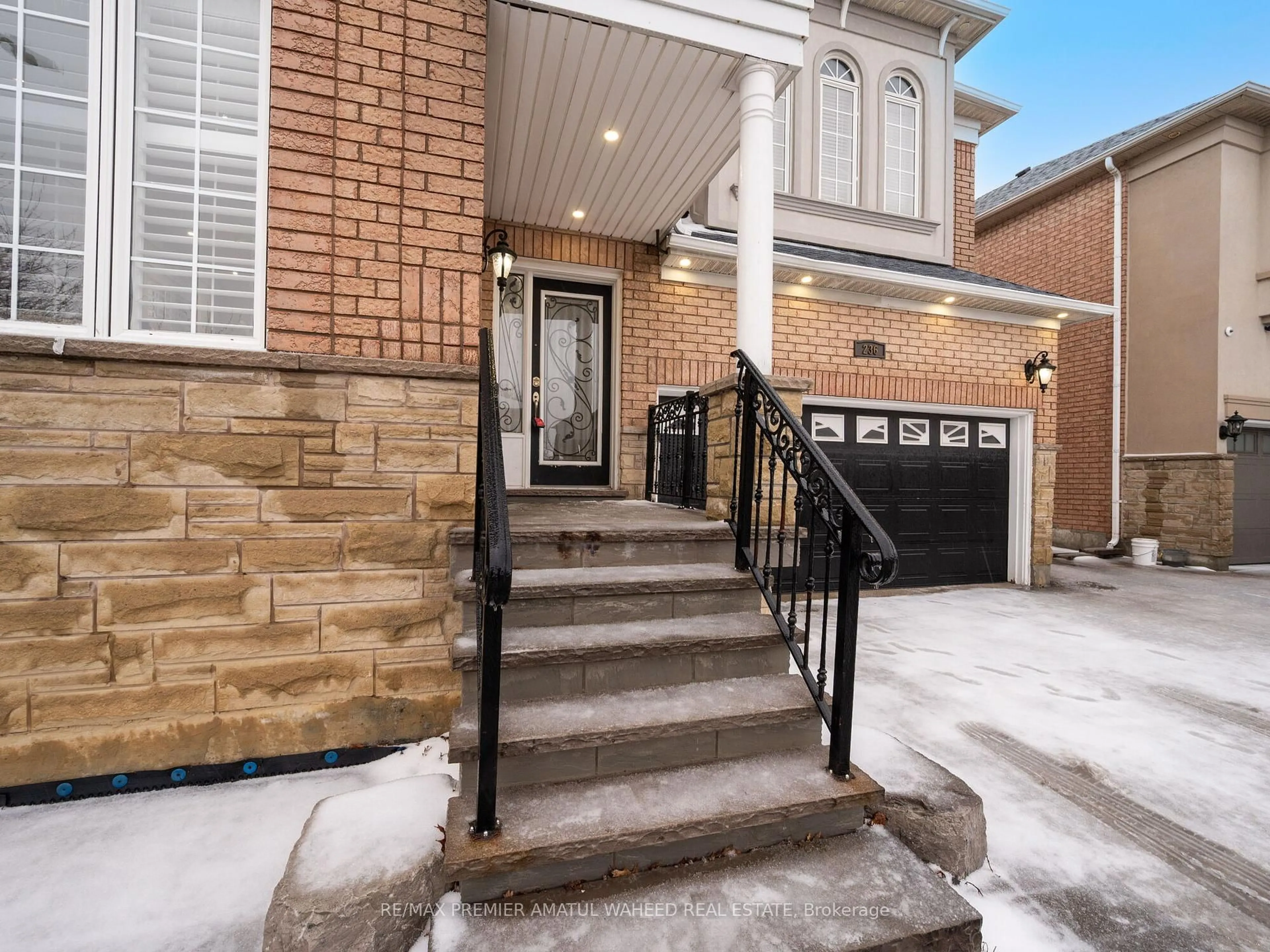 Home with brick exterior material, street for 236 Vellore Woods Blvd, Vaughan Ontario L4H 1Y5