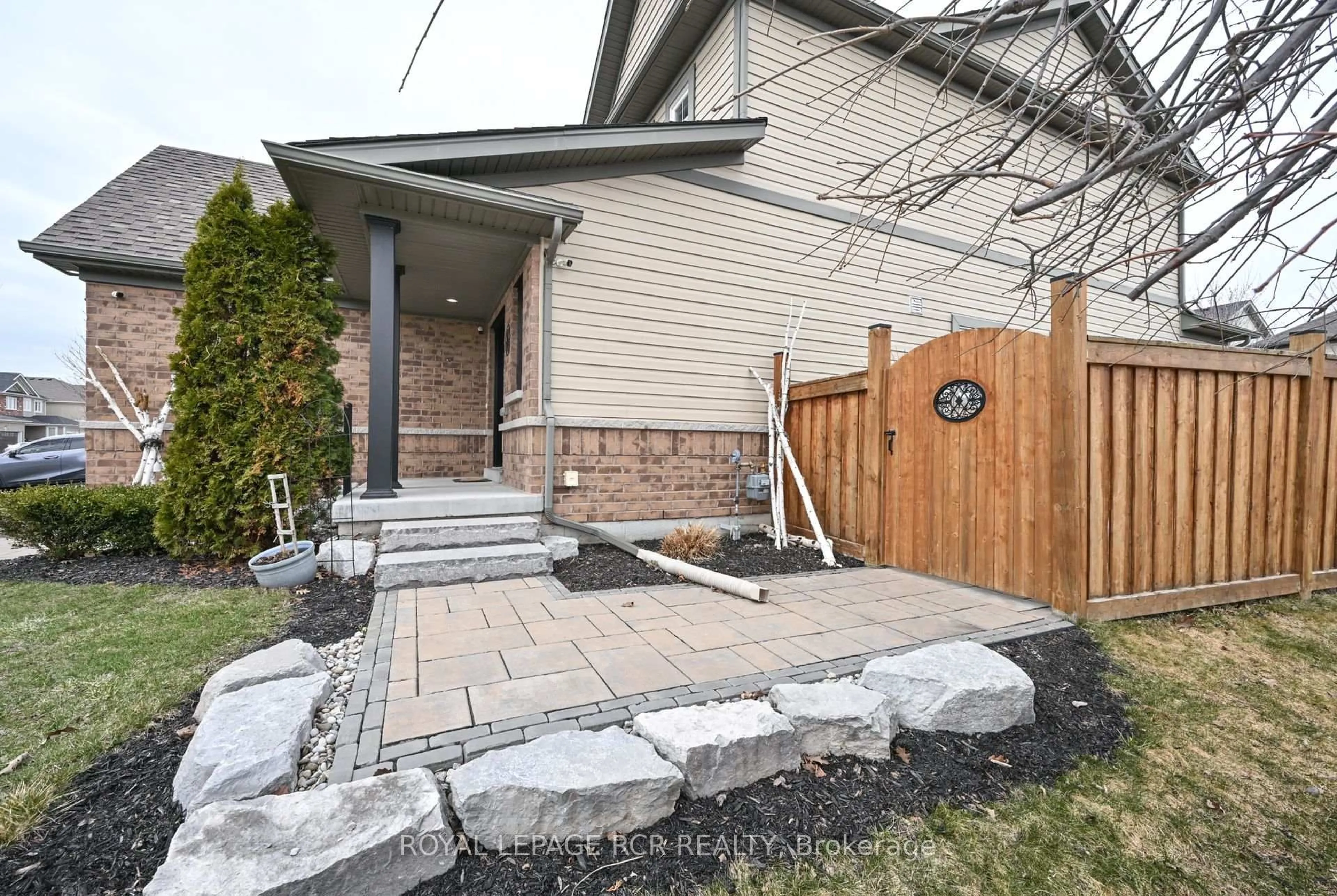 Unknown for 2 Warman St, New Tecumseth Ontario L9R 0C2