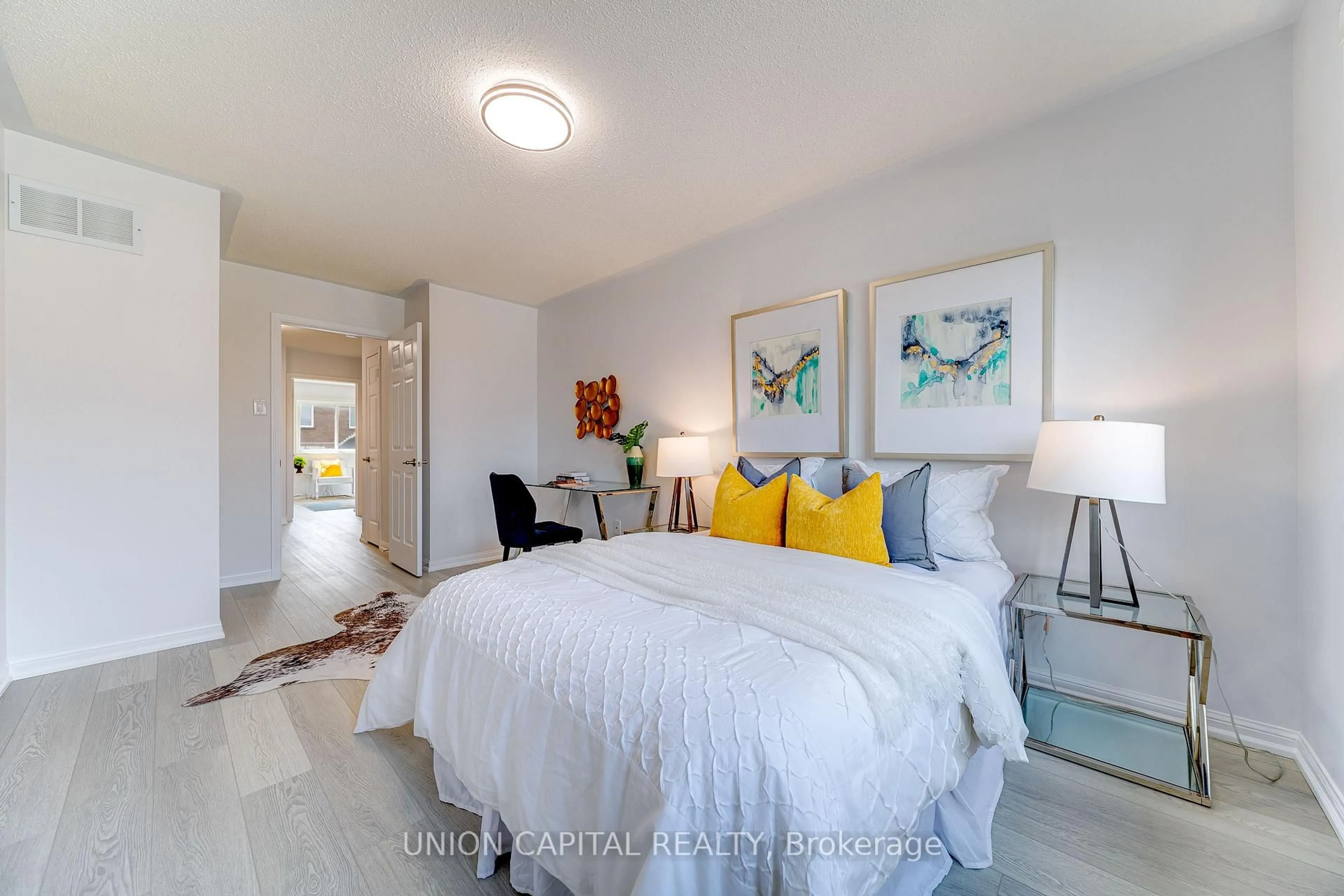 Bedroom with bed, unknown for 65 Formosa Dr, Richmond Hill Ontario L4S 1S9