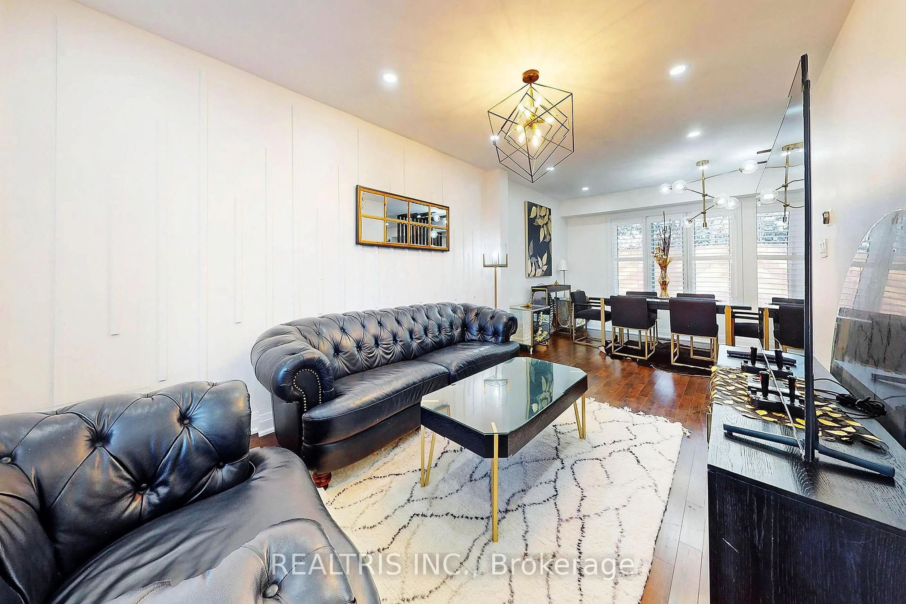 Living room with furniture, unknown for 12339 Ninth Line, Whitchurch-Stouffville Ontario L4A 1C2