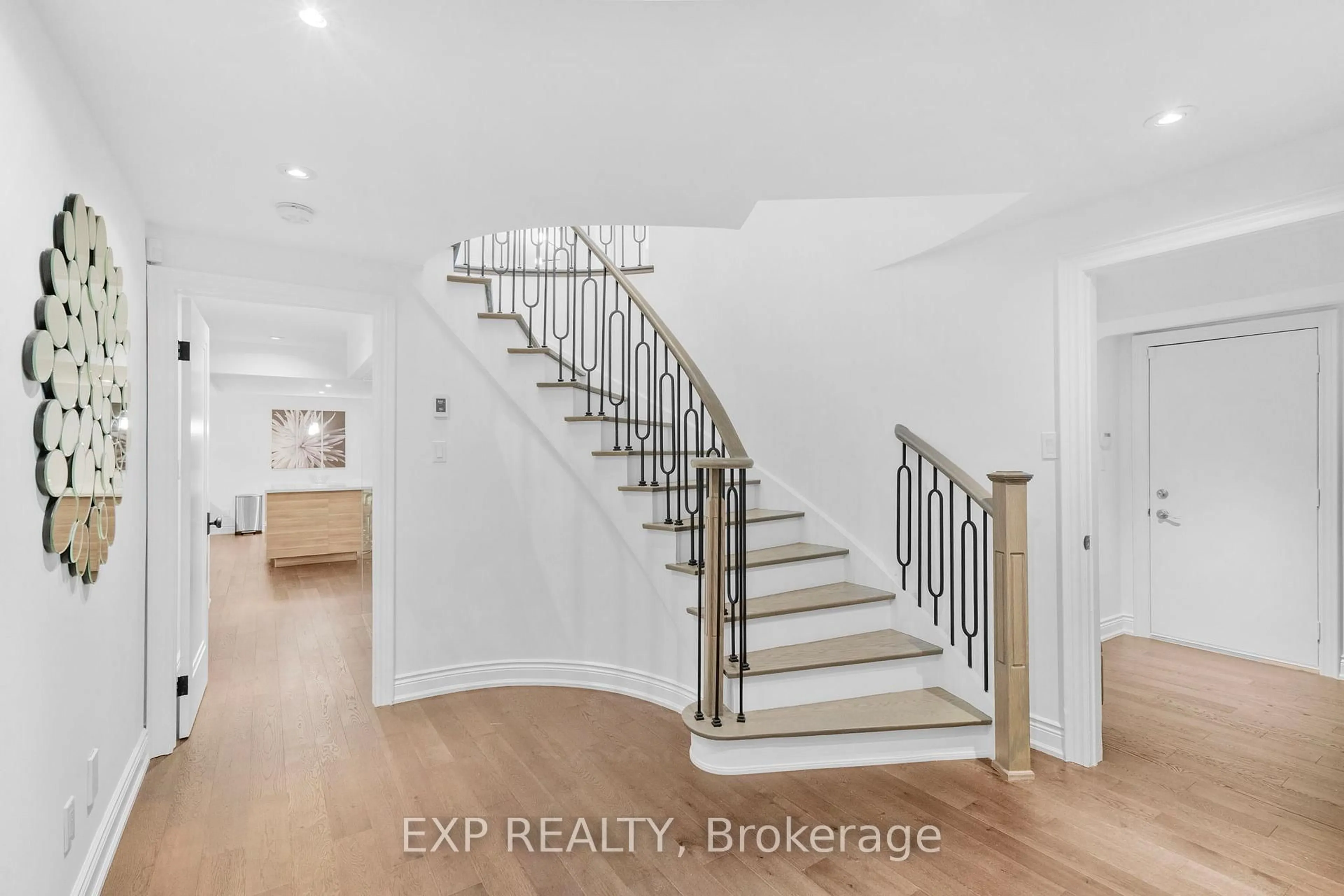 Stairs for 289 Westridge Dr, Vaughan Ontario L0J 1C0