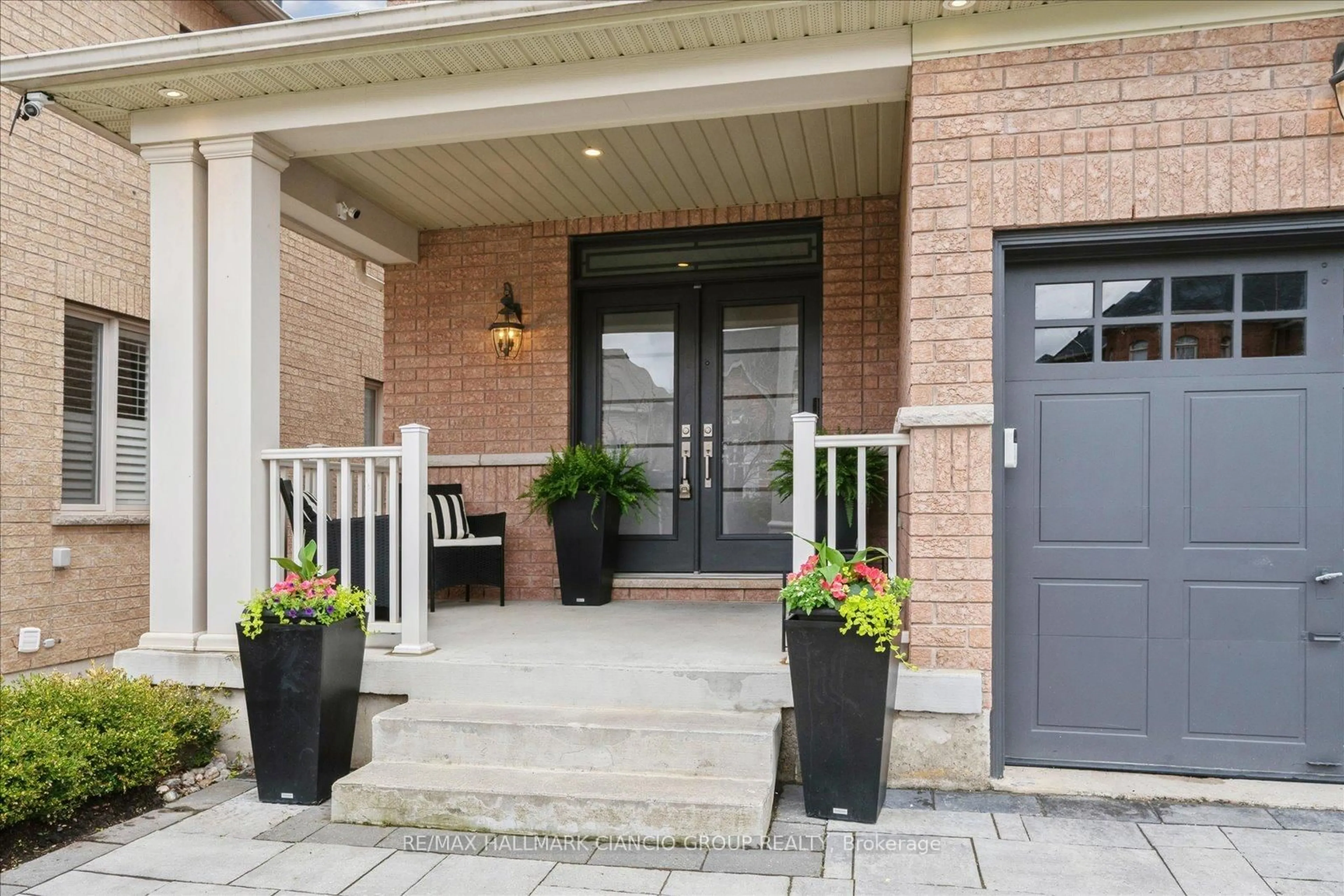 Unknown for 32 Maplebank Cres, Whitchurch-Stouffville Ontario L4A 0R8